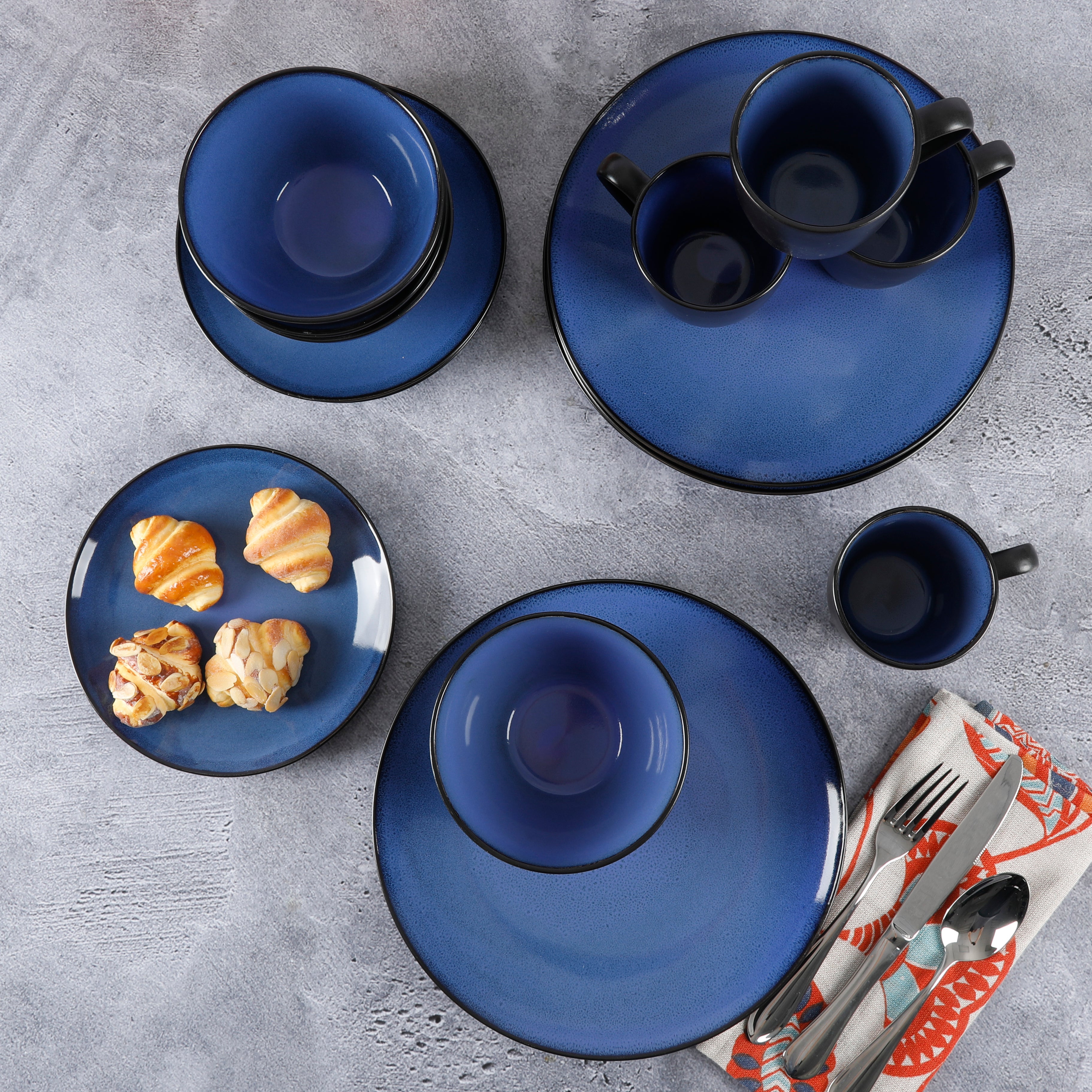 Gibson Soho Lounge Round 16-Piece Reactive Stoneware Dinnerware Set