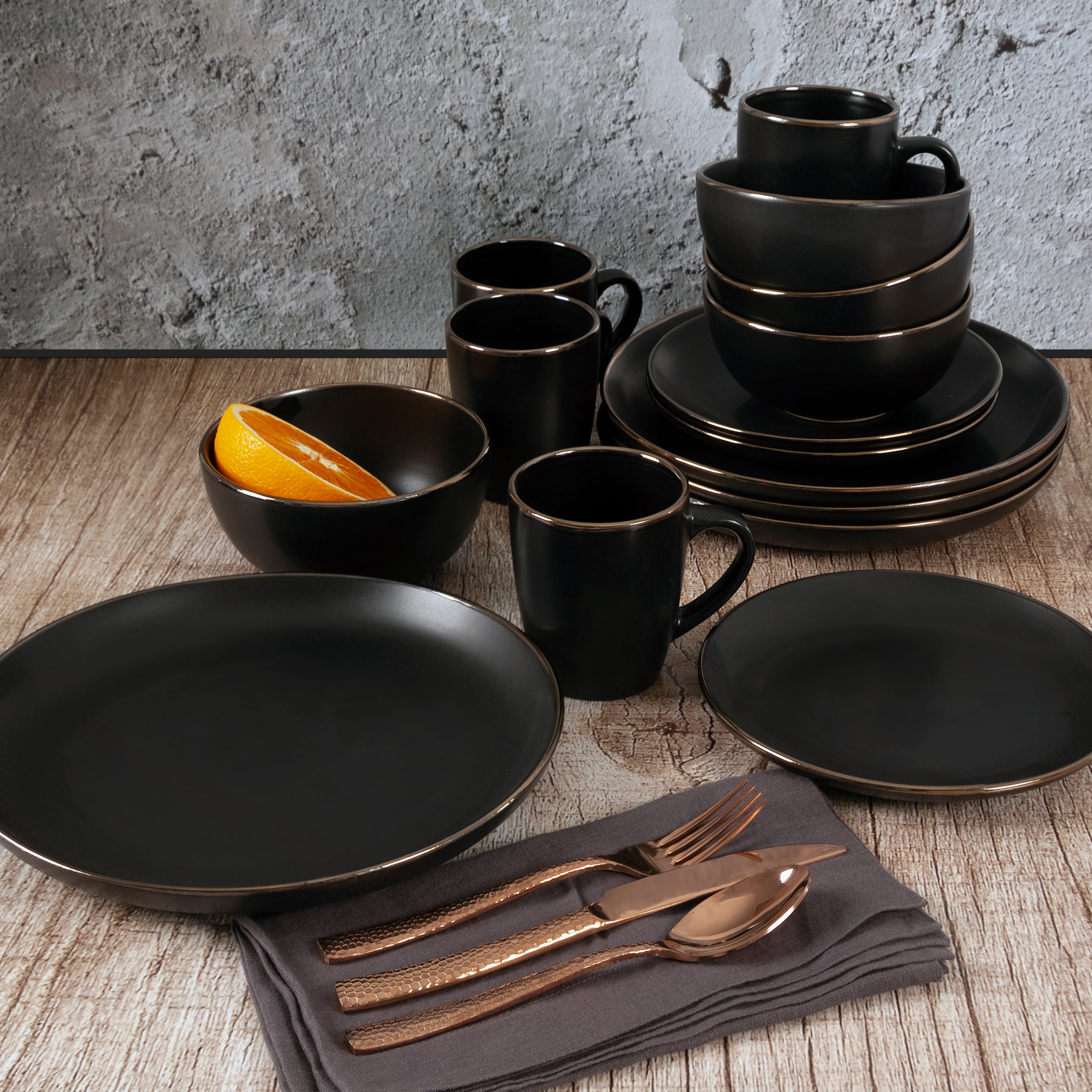 Gibson Home Rockaway Gold 16-Piece Stoneware Dinnerware Set