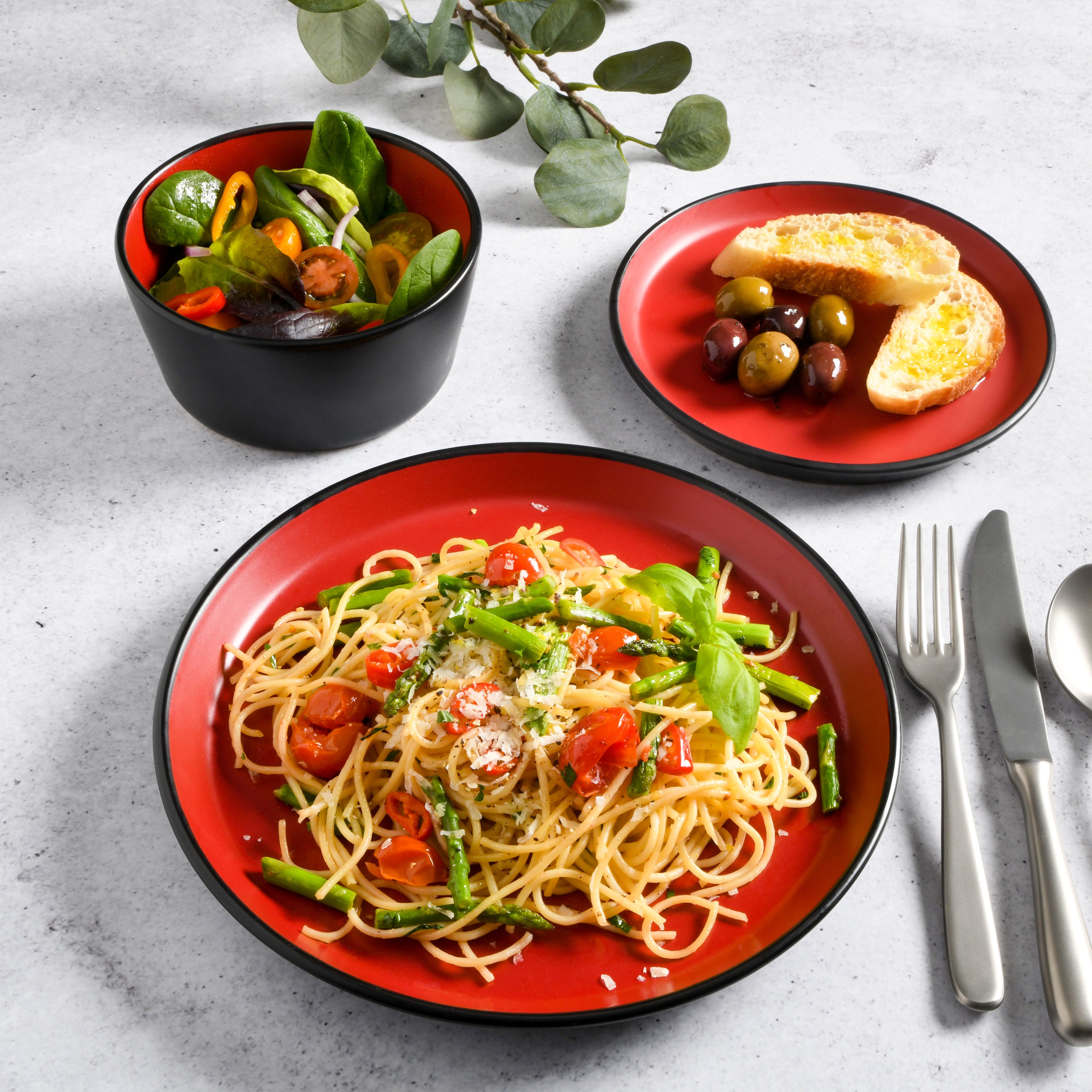 Gibson Soho Lounge Sofia 12-Piece Coupe Matte Glaze Stoneware Dinnerware Set