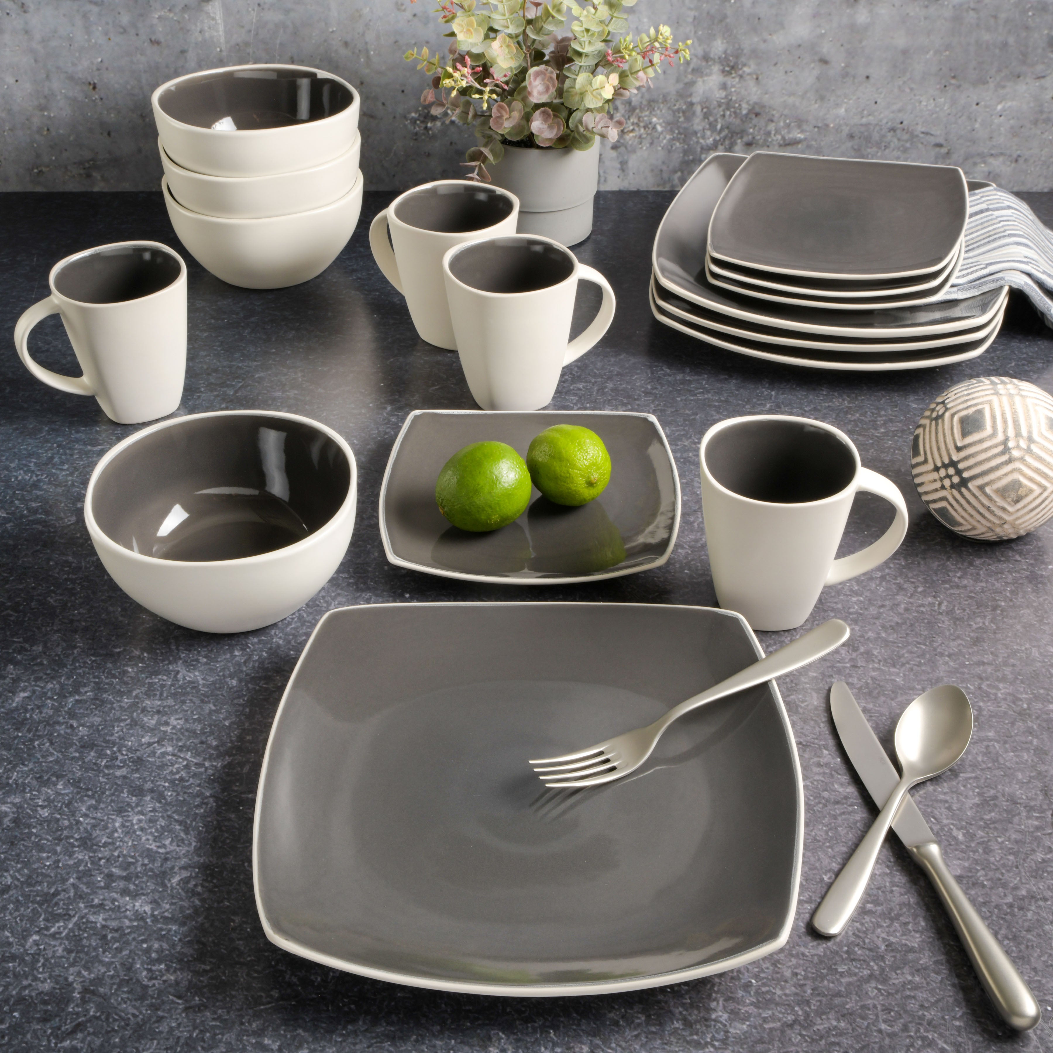 Gibson Soho Lounge White Square 16-Piece Stoneware Dinnerware Set
