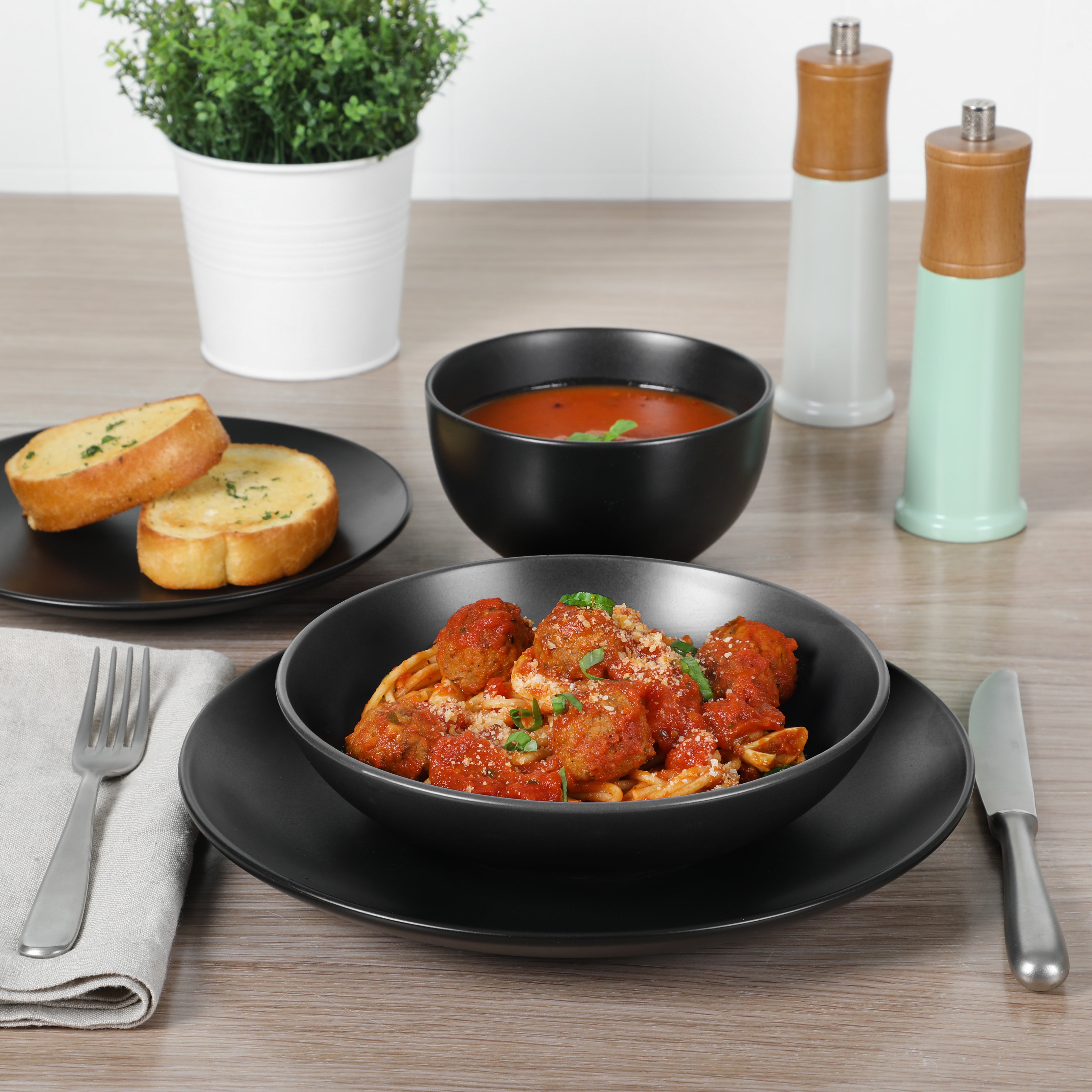 Gibson Home Queenslane 16 Piece Double Bowl Plates and Bowls Dinnerware Set