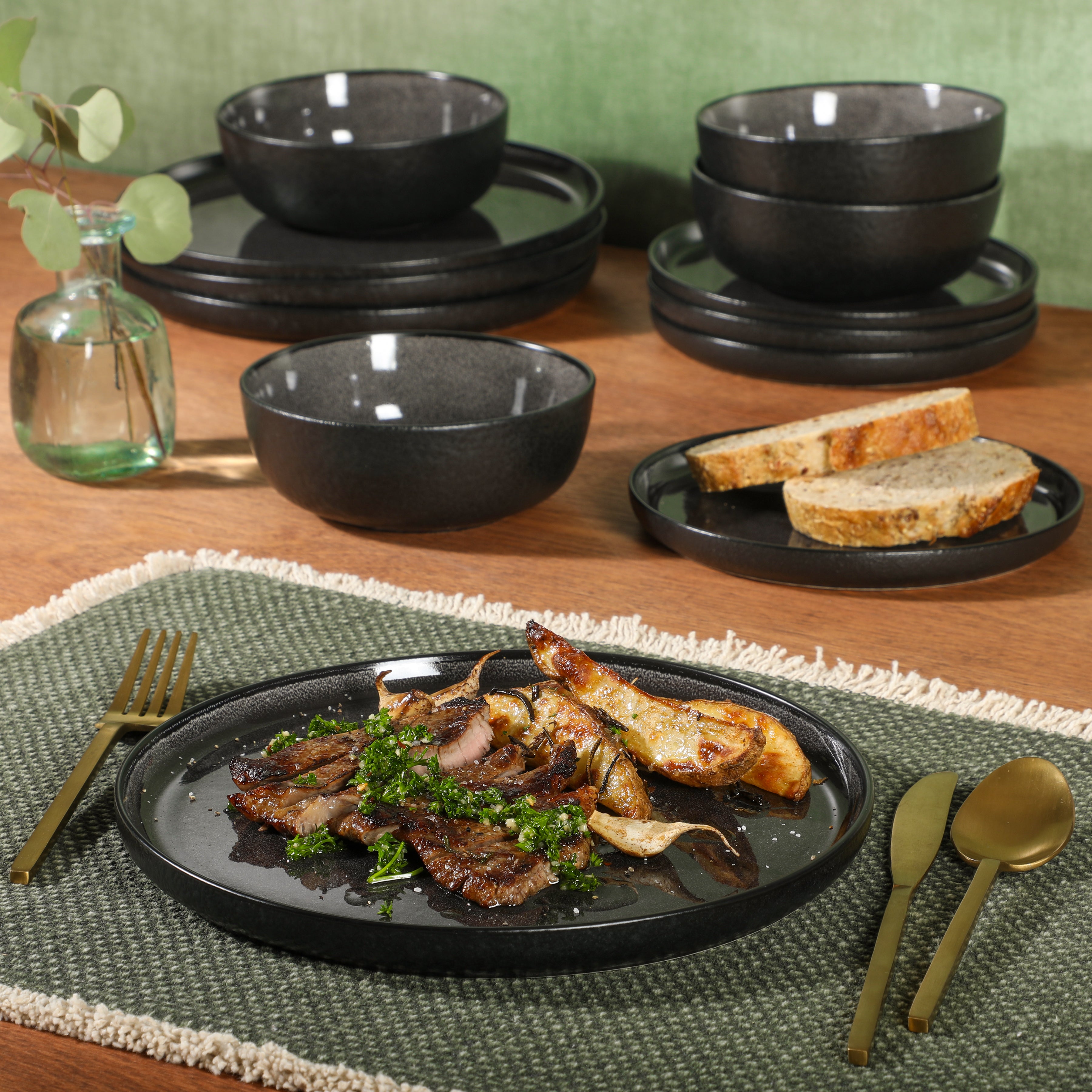 Gibson Elite Tahoe Sunset 12 Piece Stoneware Reactive Glaze (Service for 4) Ceramic Plates and Bowls Dinnerware Set
