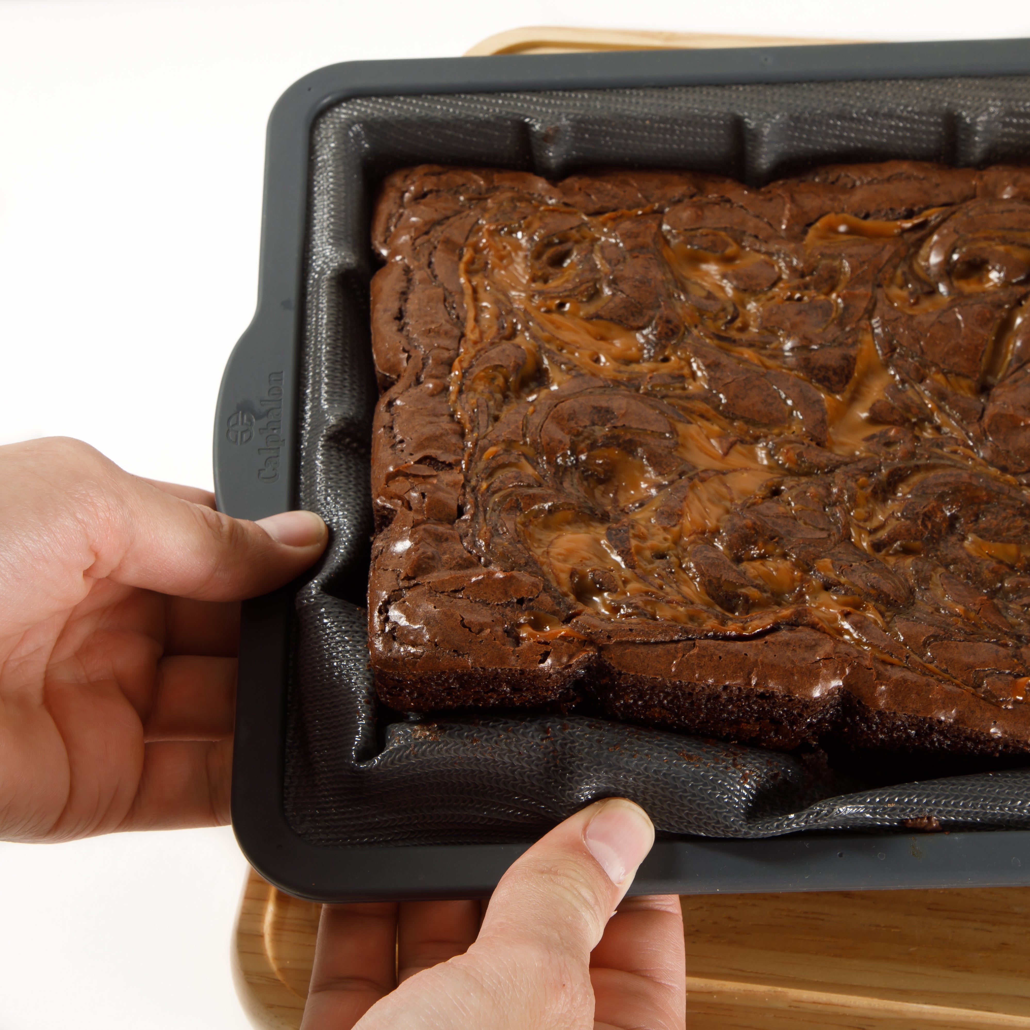 Calphalon Omni Exclusive Technology Fiber Glass Silicone Gel 6 Piece Ultra Air Flow Bakeware Set