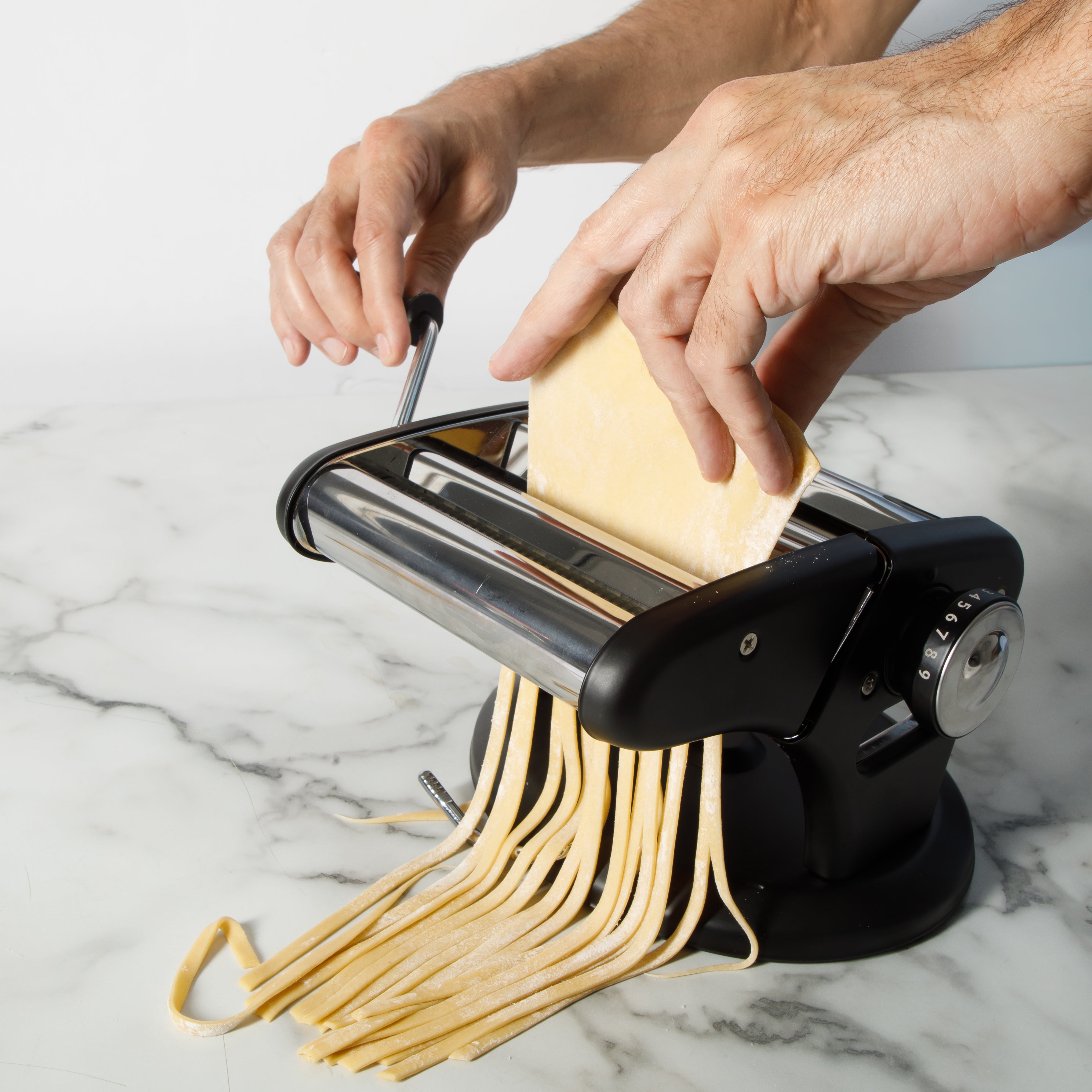 Calphalon Aero Heavy Duty Manual Pasta Maker Machine Noodle Maker w/ Rollers & Cutters - Spaghetti, Fettuccini, Lasagna or Dumpling Skin