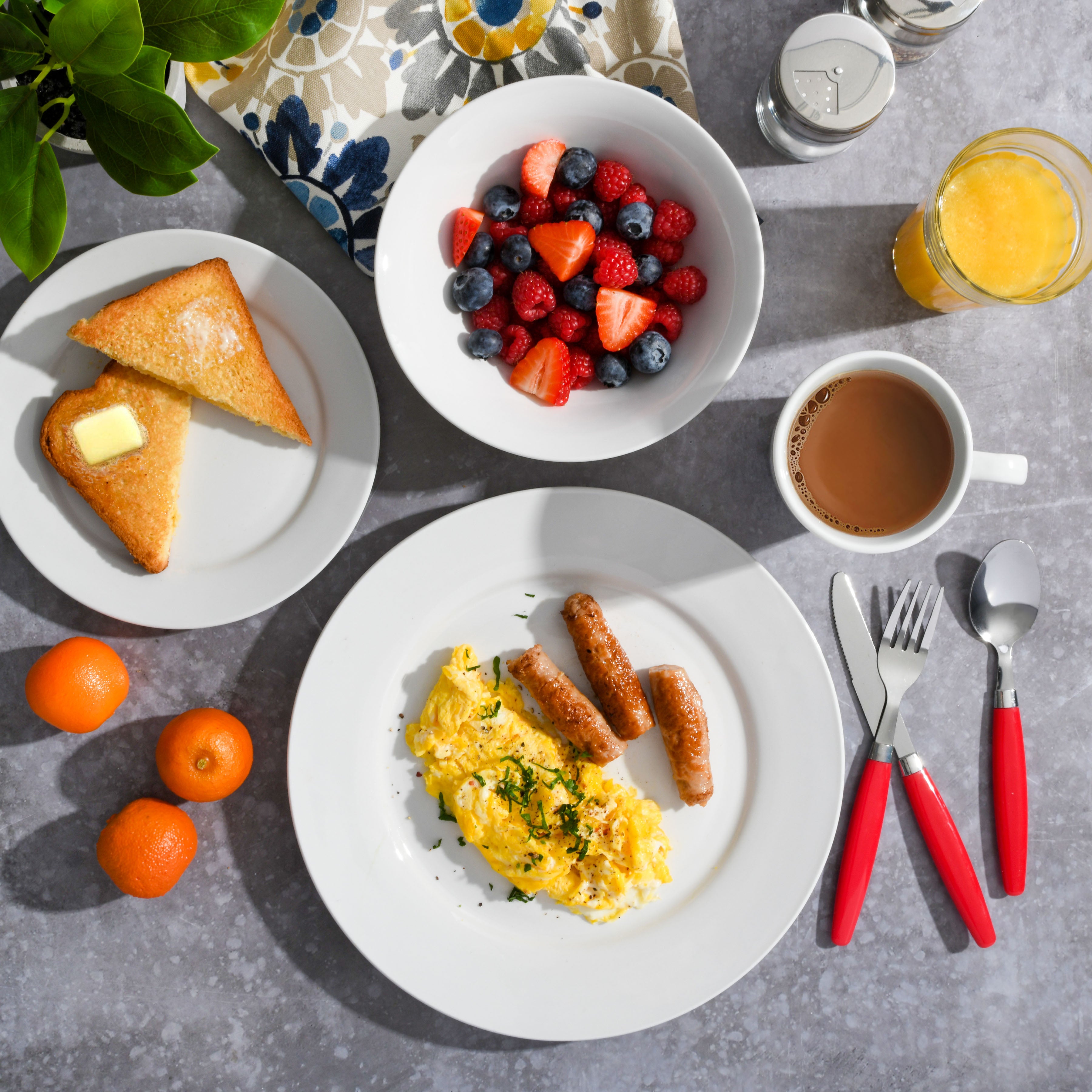 Gibson Home Regal White II 32-Piece Dinnerware Combo Set
