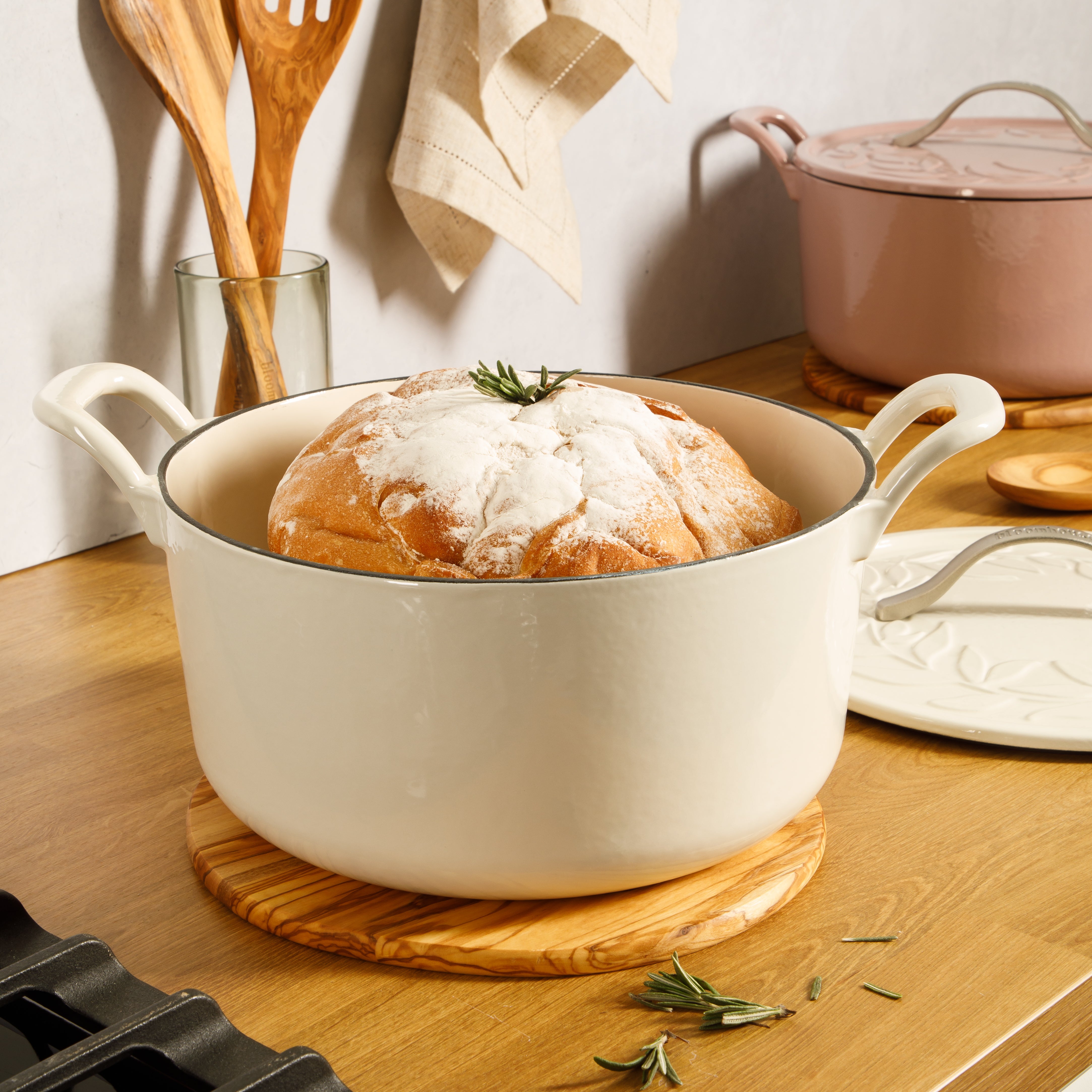 Bloomhouse 7 Qt Cast Iron Dutch Oven W/ Embossed Lid, European Enamel, & Walnut Wood Trivet