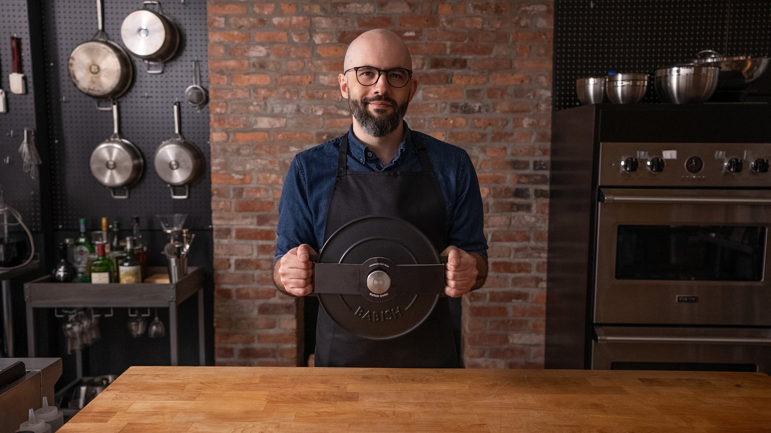 Babish 6-Quart Round Matte Enamel Cast Iron Dutch Oven Pot With Lid