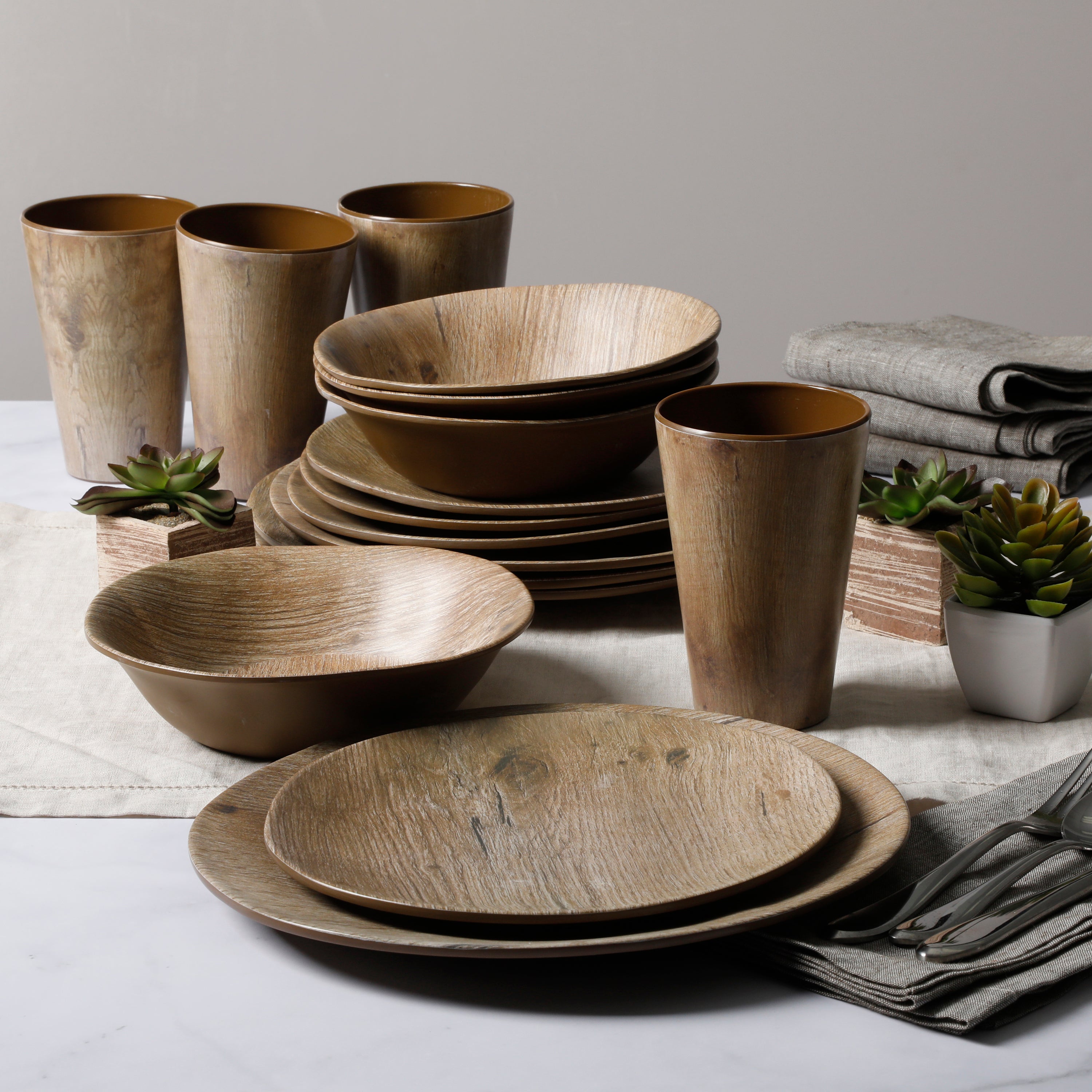 Gibson Home Woodlands Round 16-Piece Melamine Dinnerware Set