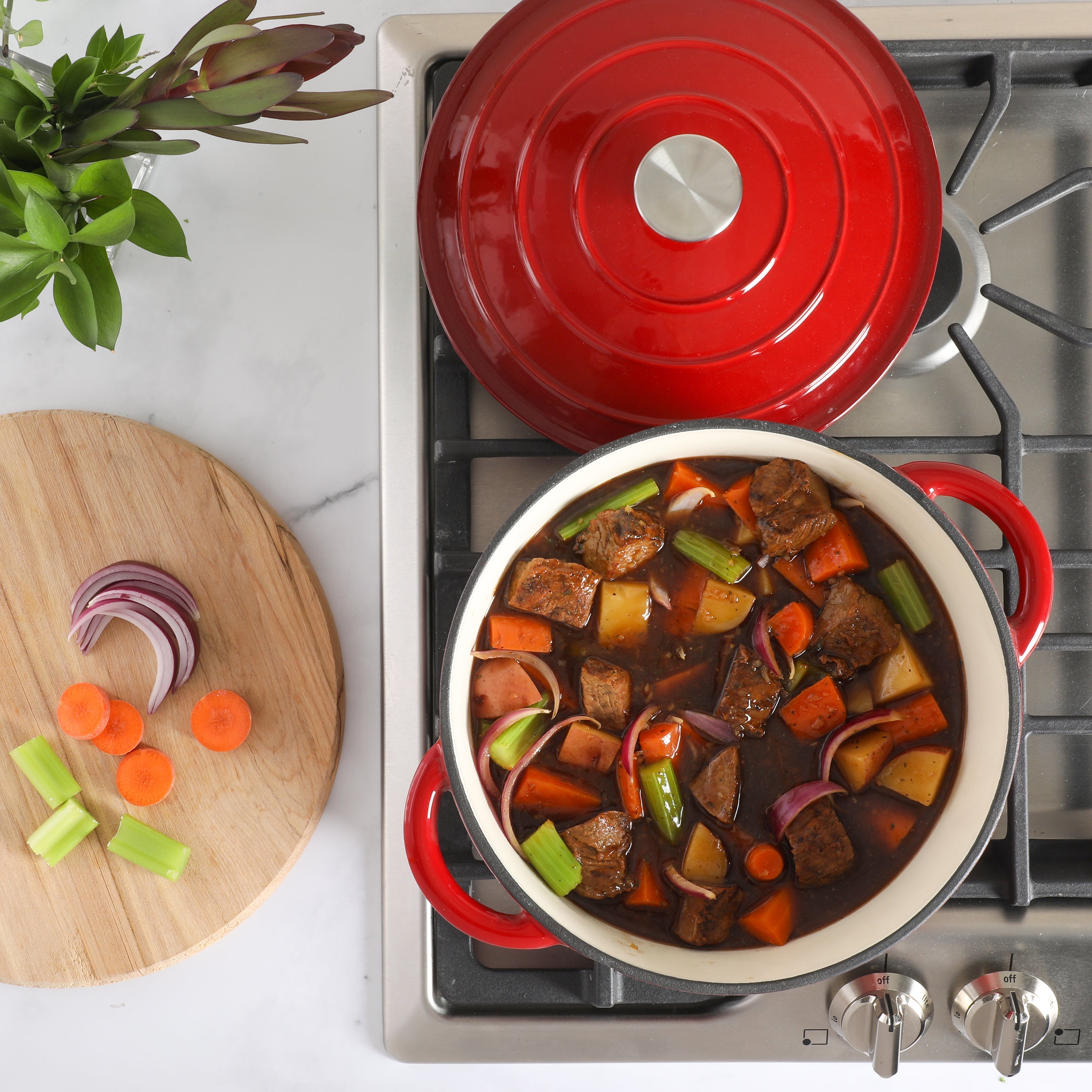 The Complete Guide to Cast Iron Cookware