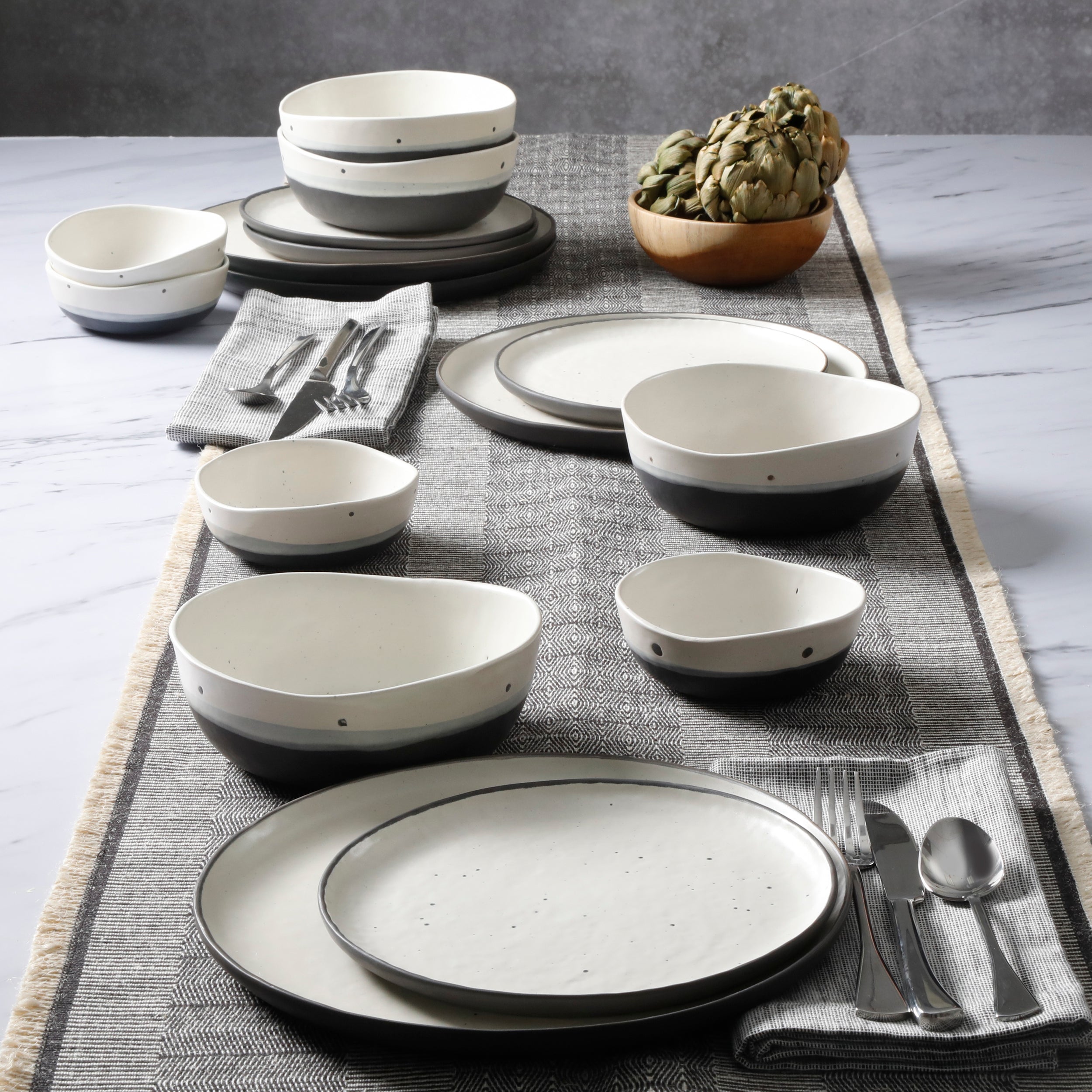 Gibson Elite Rhinebeck 16 Piece Double Bowl Reactive Stoneware Dinnerw