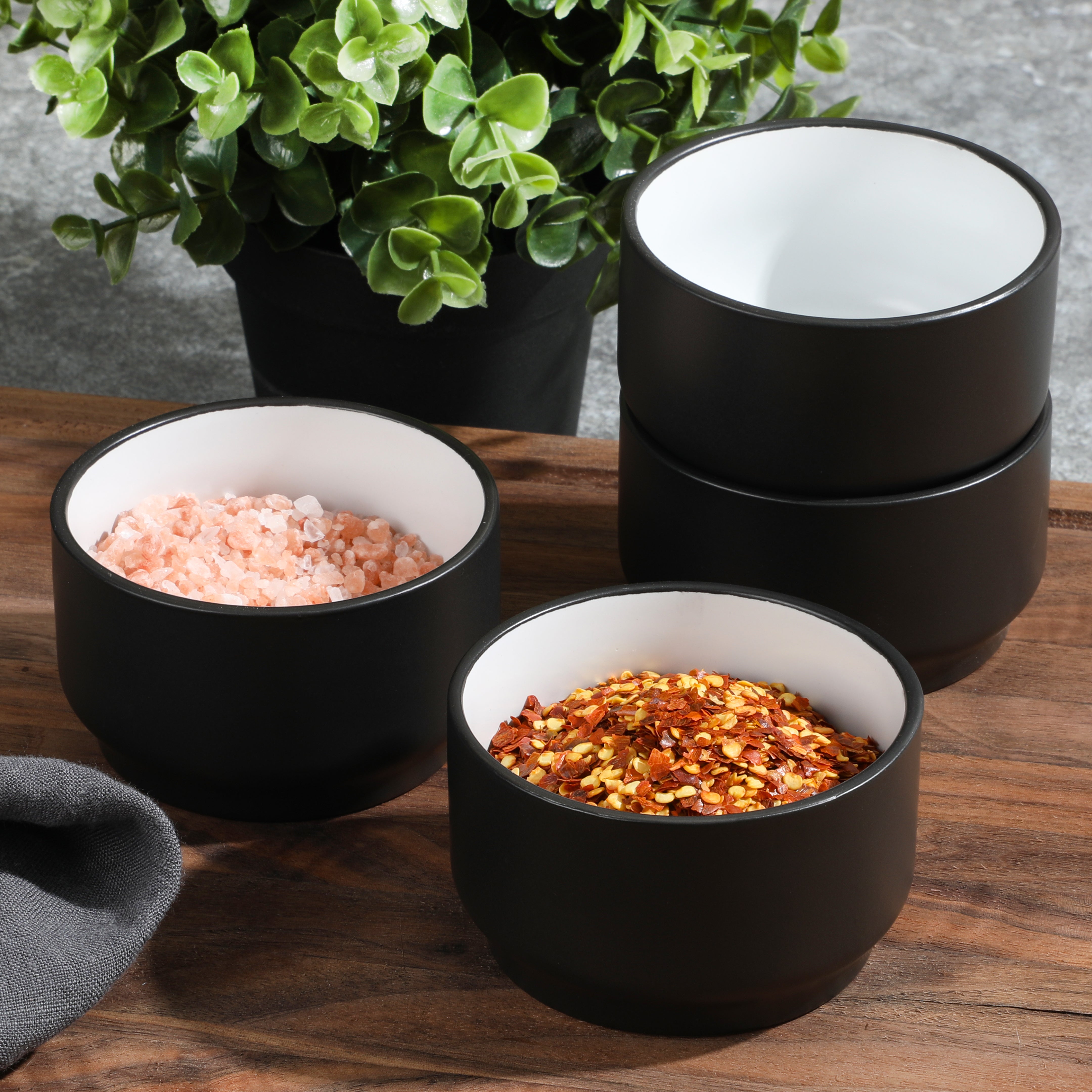 Babish Glass Mixing Bowl Set with Lids, 3-Piece