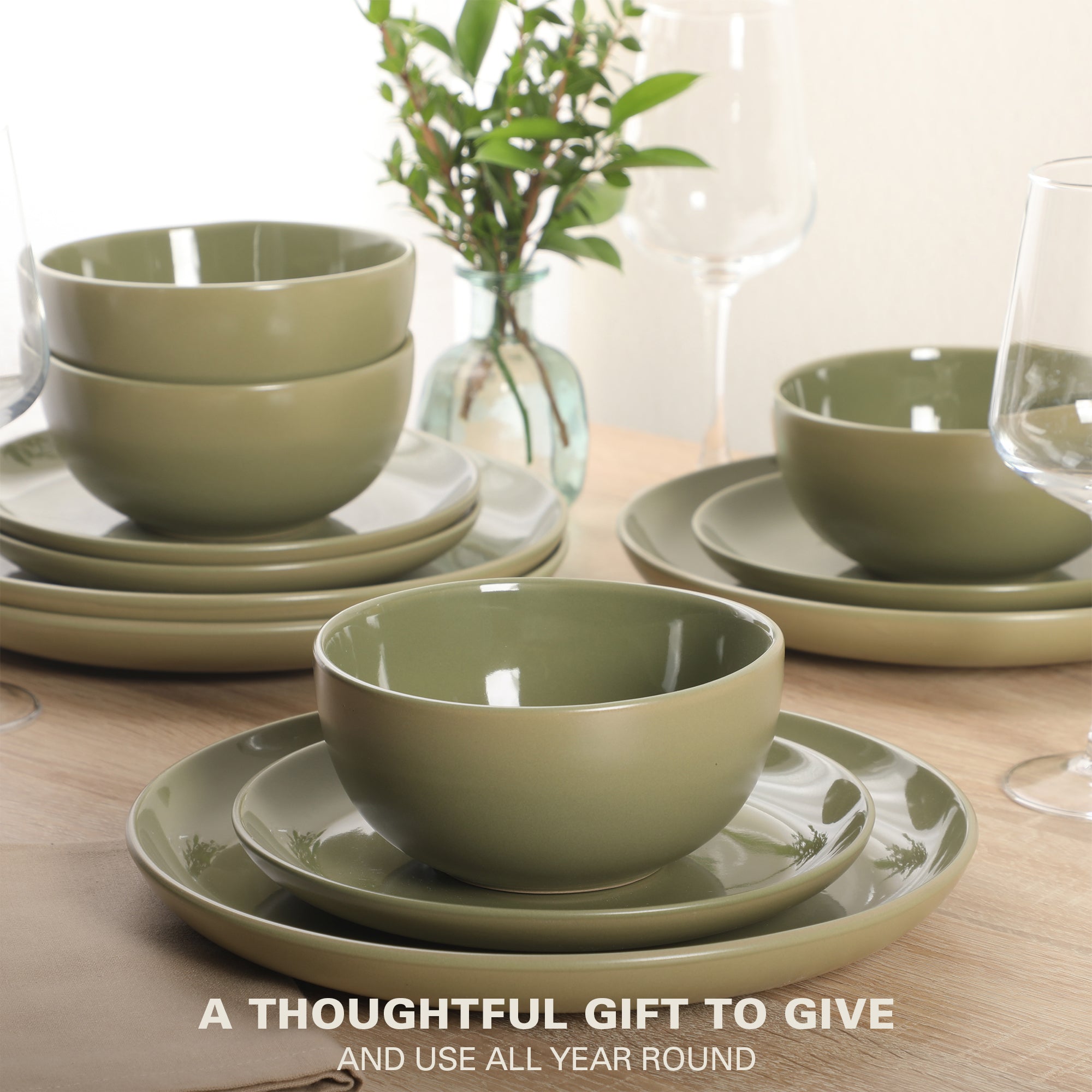 Gibson Home Rockaway 12 Piece Plates and Bowls Matte Outside/Shiny Inside Glaze Service for 4 Dinnerware Set - Brown - Dishwasher and Microwave Safe