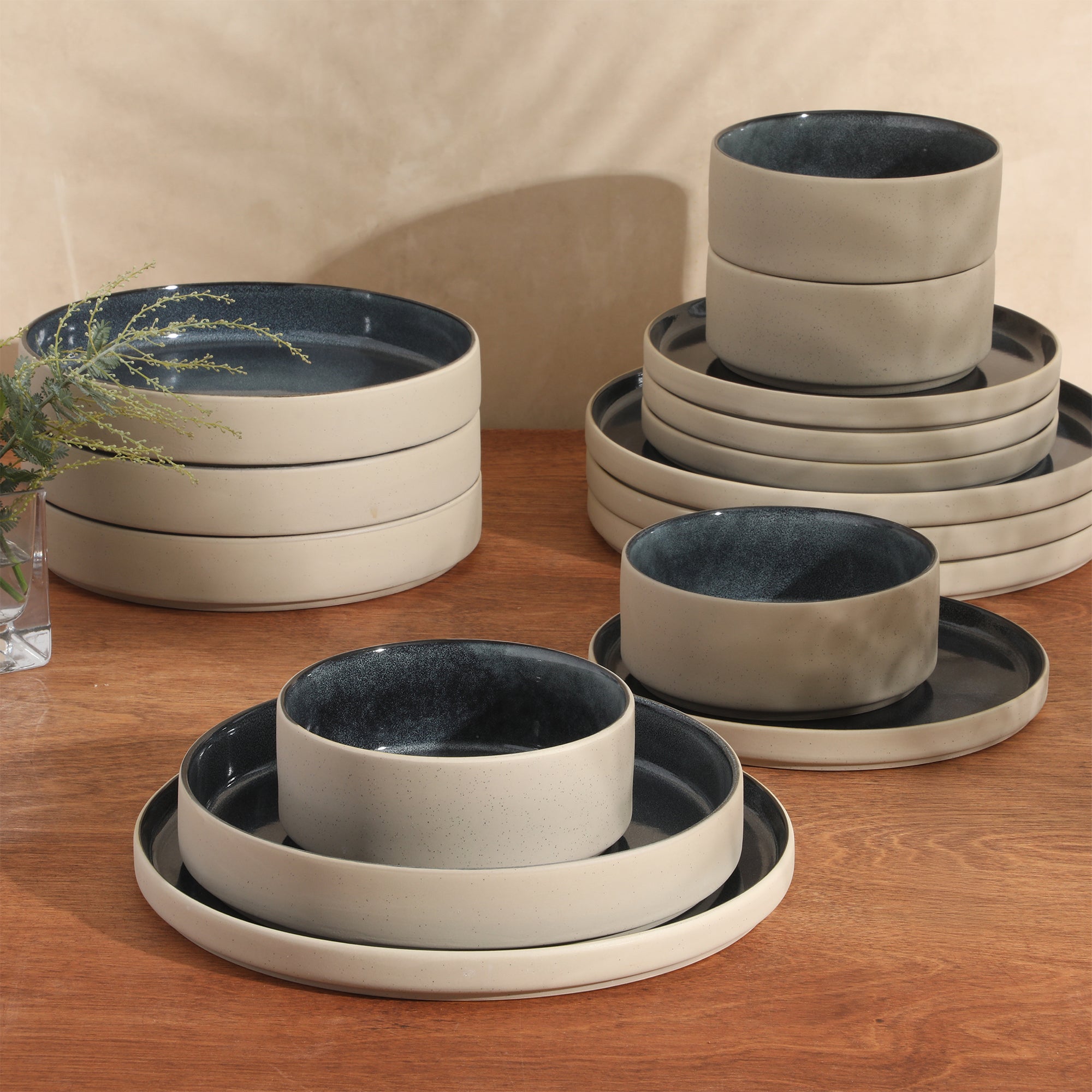 Gibson Elite Liberty Bay 16-Piece Pottery Clay Stoneware Dinnerware Set –  Reactive Glaze, Stackable Plates and Bowls W/ Pasta Bowl, Service for 4 – Microwave & Dishwasher Safe