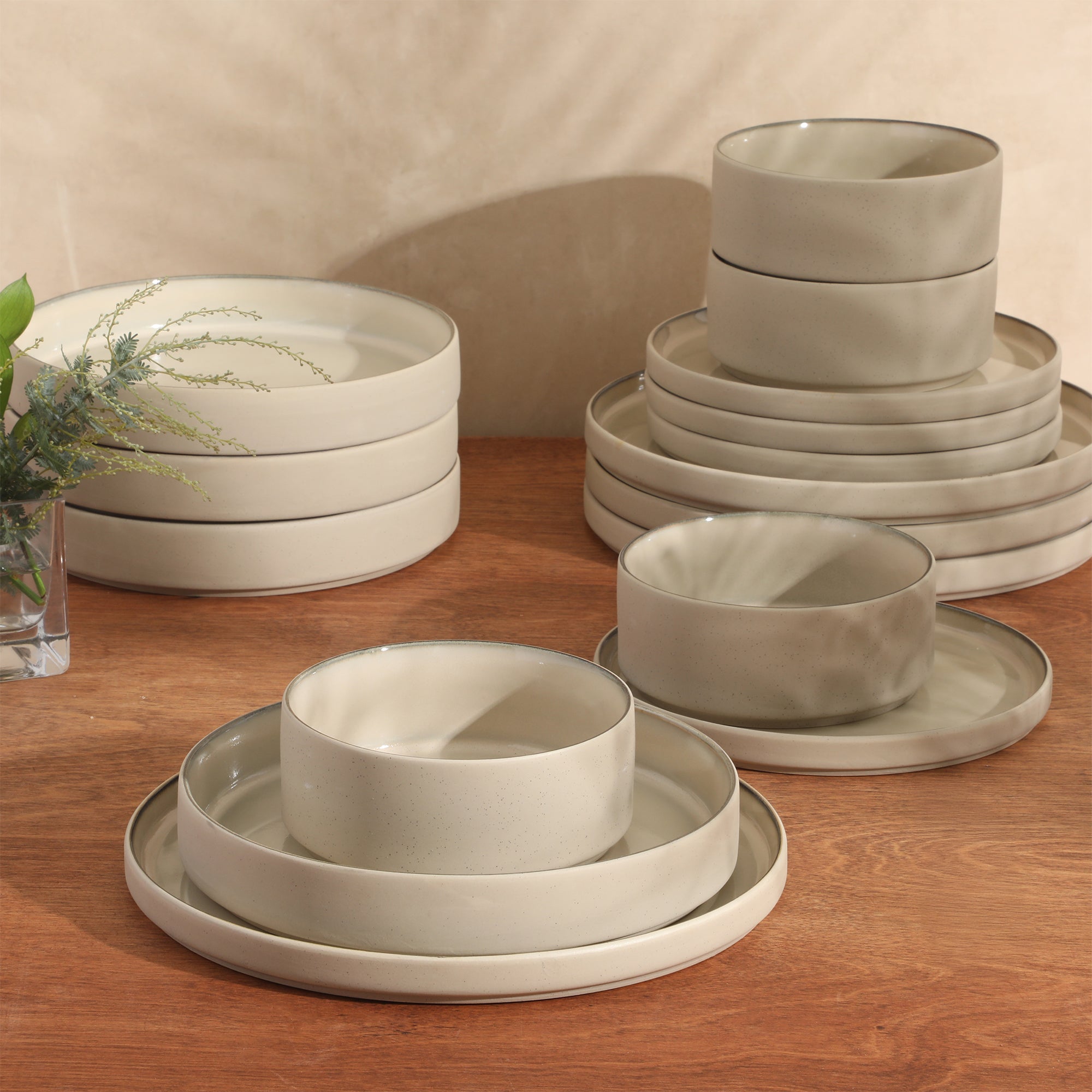 Gibson Elite Liberty Bay 16-Piece Pottery Clay Stoneware Dinnerware Set –  Reactive Glaze, Stackable Plates and Bowls W/ Pasta Bowl, Service for 4 – Microwave & Dishwasher Safe