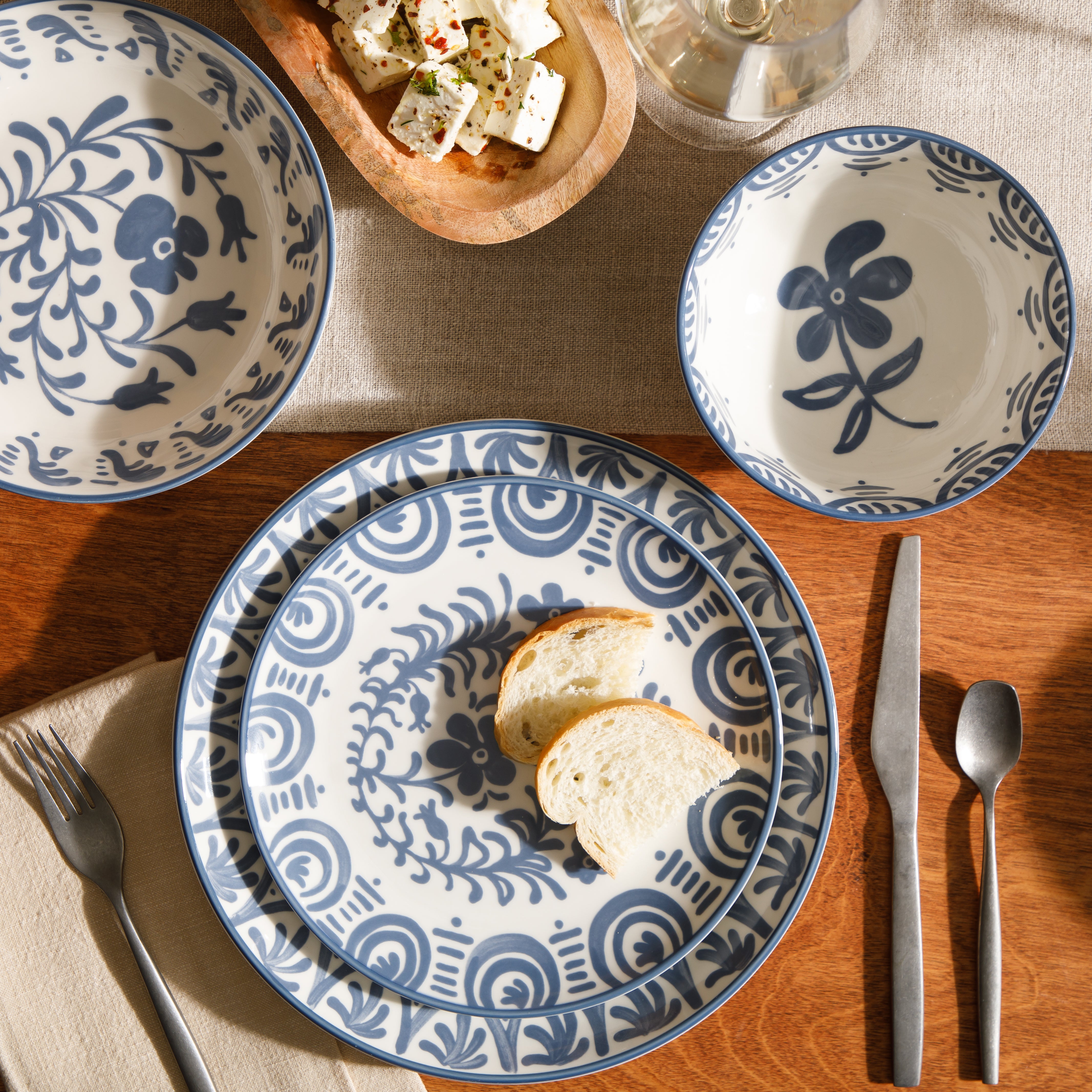 Bloomhouse 16-Piece Stoneware Dinnerware Set, Iris Blue