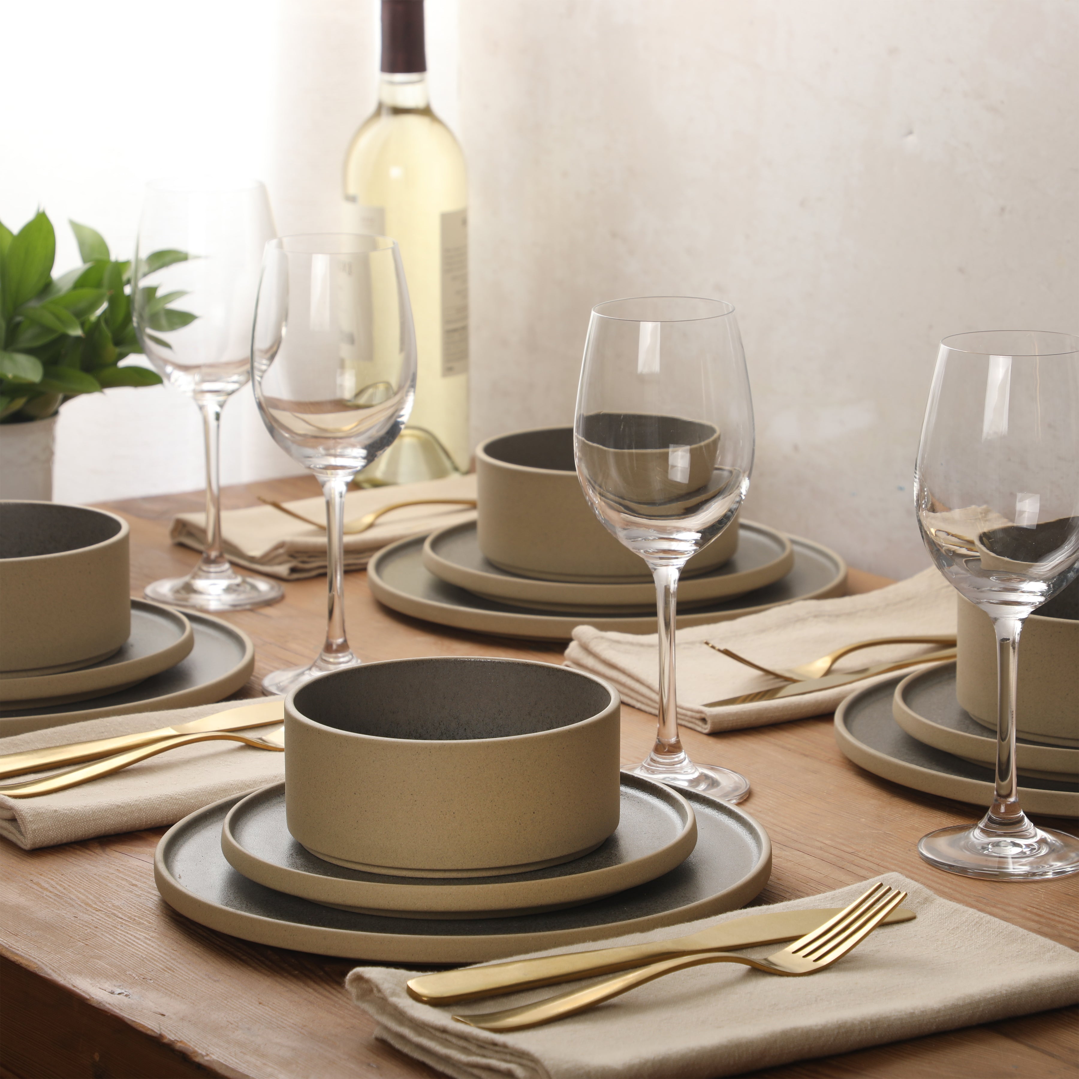 Gibson Elite Villa Amadora - Made in Portugal - 12 Piece Dinnerware Set for 4, Stoneware Plates and Bowls Sets,Dinner Plates, Salad Plates, Cereal Bowls