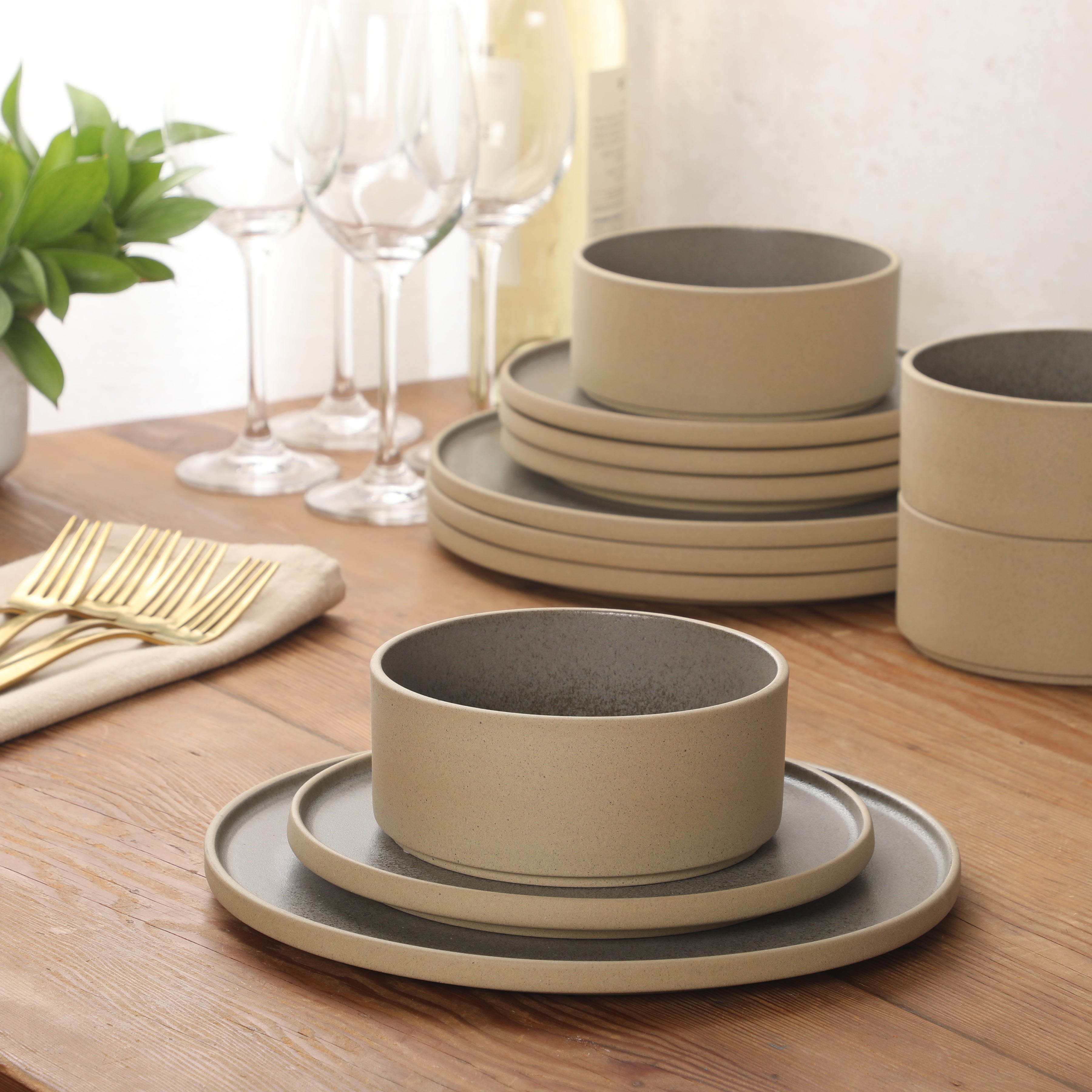 Gibson Elite Villa Amadora - Made in Portugal - 12 Piece Dinnerware Set for 4, Stoneware Plates and Bowls Sets,Dinner Plates, Salad Plates, Cereal Bowls