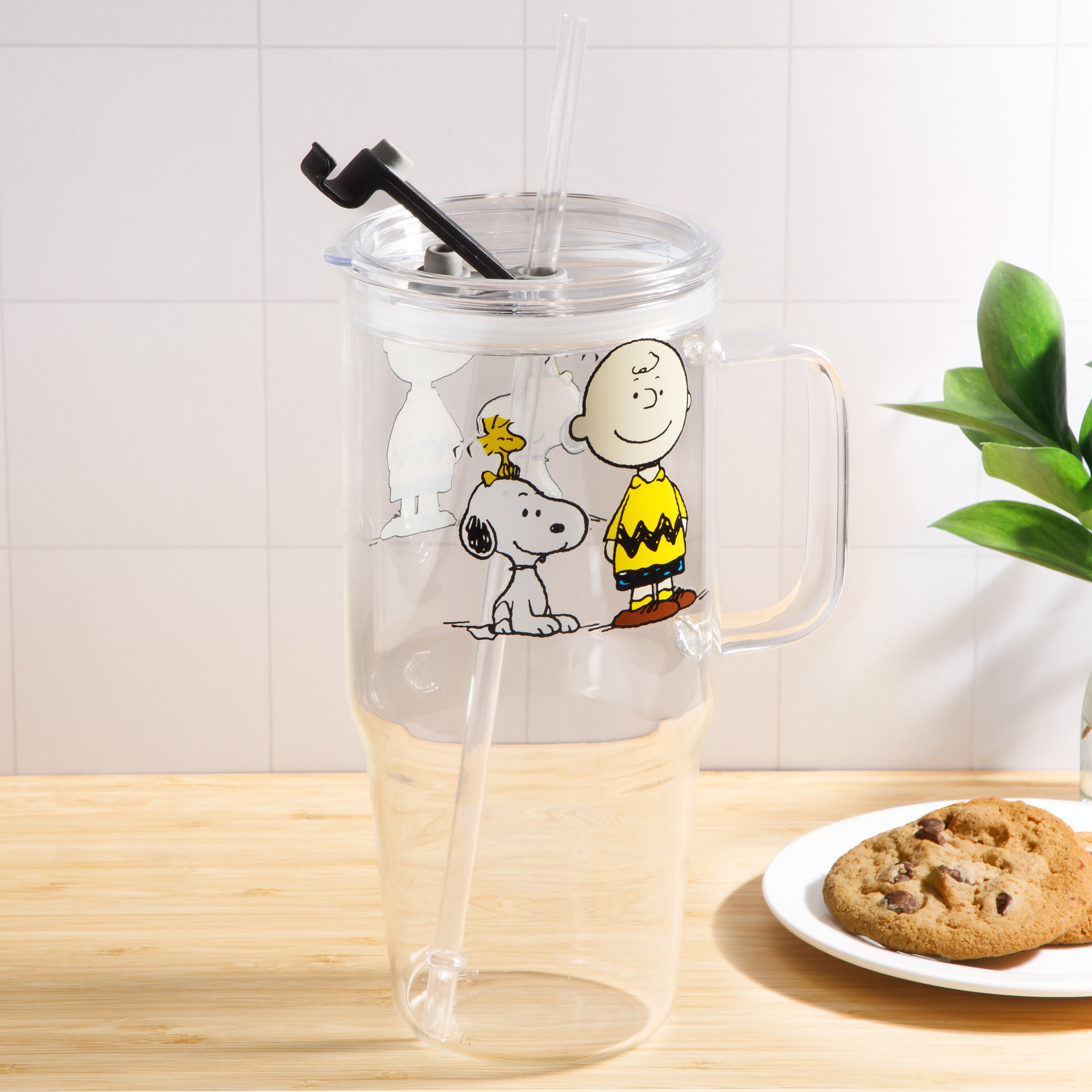 Peanuts Snoopy Glass Cups with Lids and Straws - 40 Oz Tumbler with Handle and Straw Glass Water Bottles Drinking Glasses with Straws Iced Coffee Cups Travel Coffee Mug Smoothie Tumbler