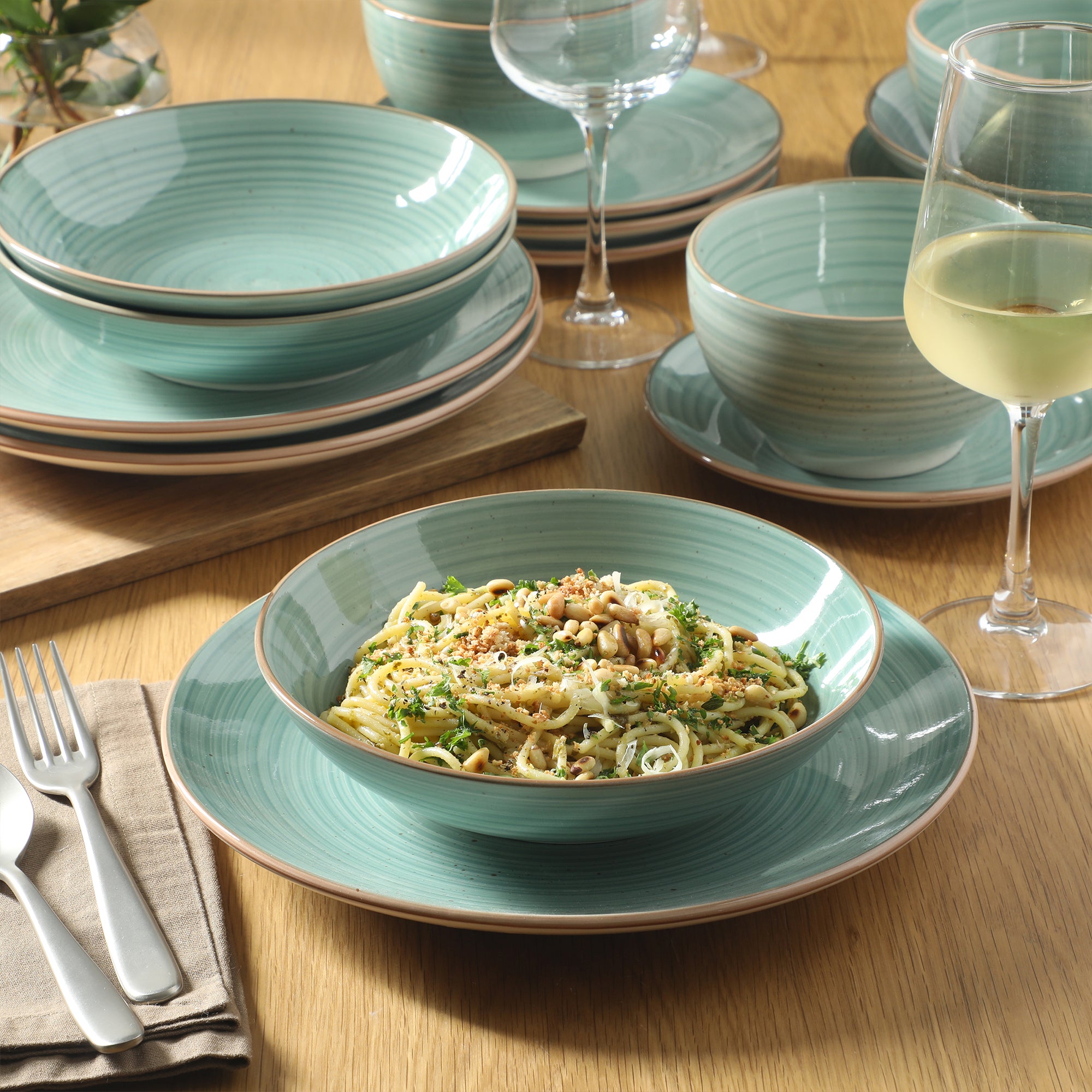 Gibson Home Stonebury 16 Piece Plates and Bowls Assorted Color Dishes - Handpainted Stoneware Dinnerware Set - Service for 4