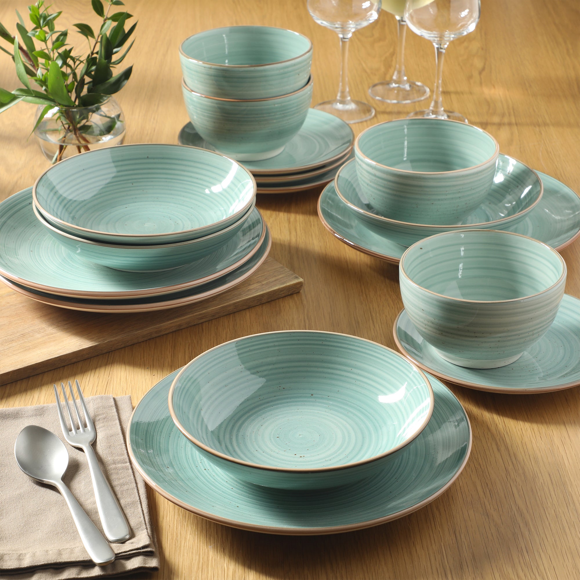 Gibson Home Stonebury 16 Piece Plates and Bowls Assorted Color Dishes - Handpainted Stoneware Dinnerware Set - Service for 4