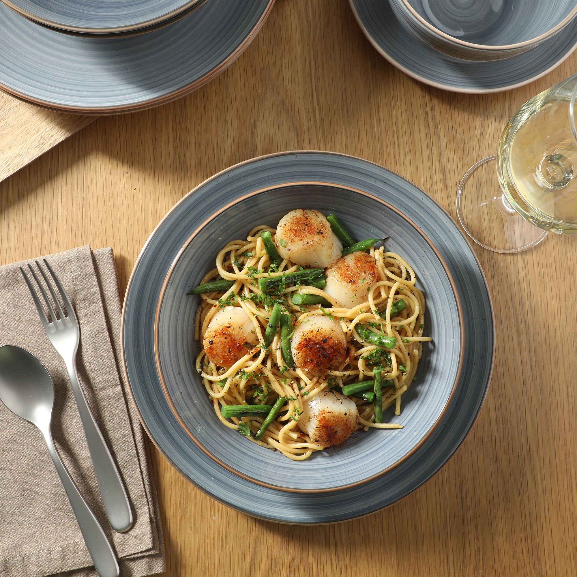 Gibson Home Stonebury 16 Piece Plates and Bowls Assorted Color Dishes - Handpainted Stoneware Dinnerware Set - Service for 4