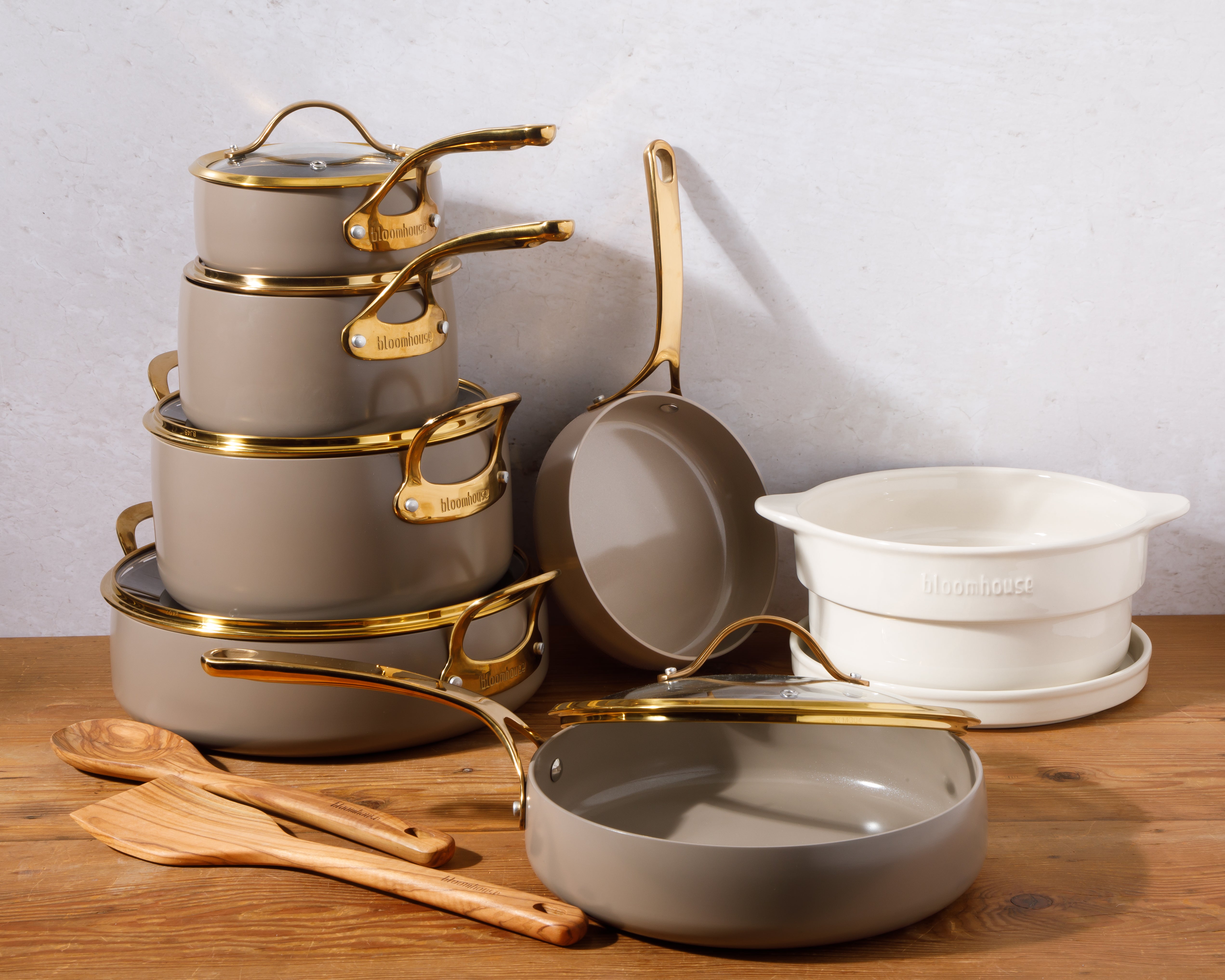 Bloomhouse 15 Piece Pots and Pans Heavy Duty Aluminum Premium PFA Free Ceramic Nonstick Dutch Oven Pot with Lid - Linen White with Gold Handle