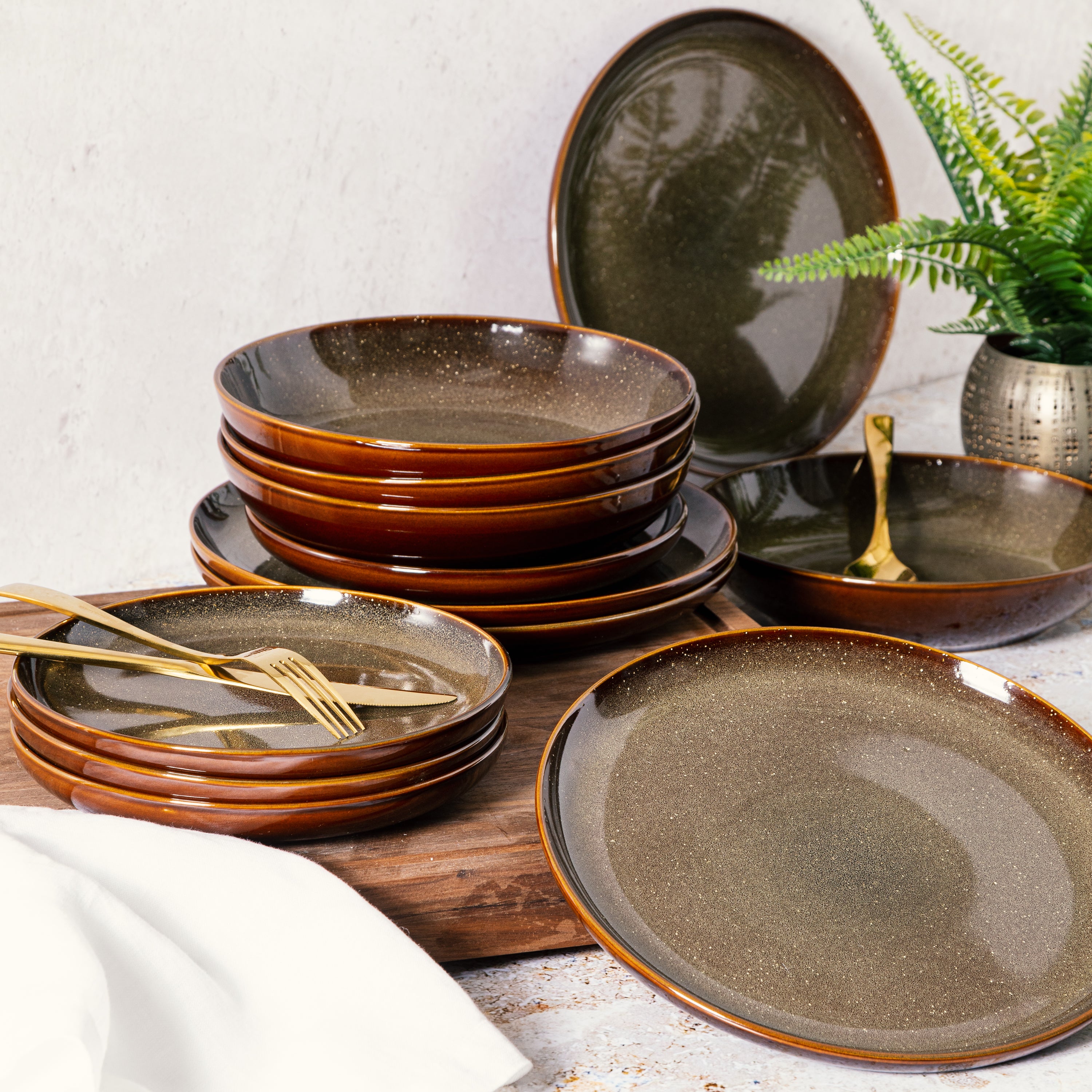 Gibson dinnerware clearance set