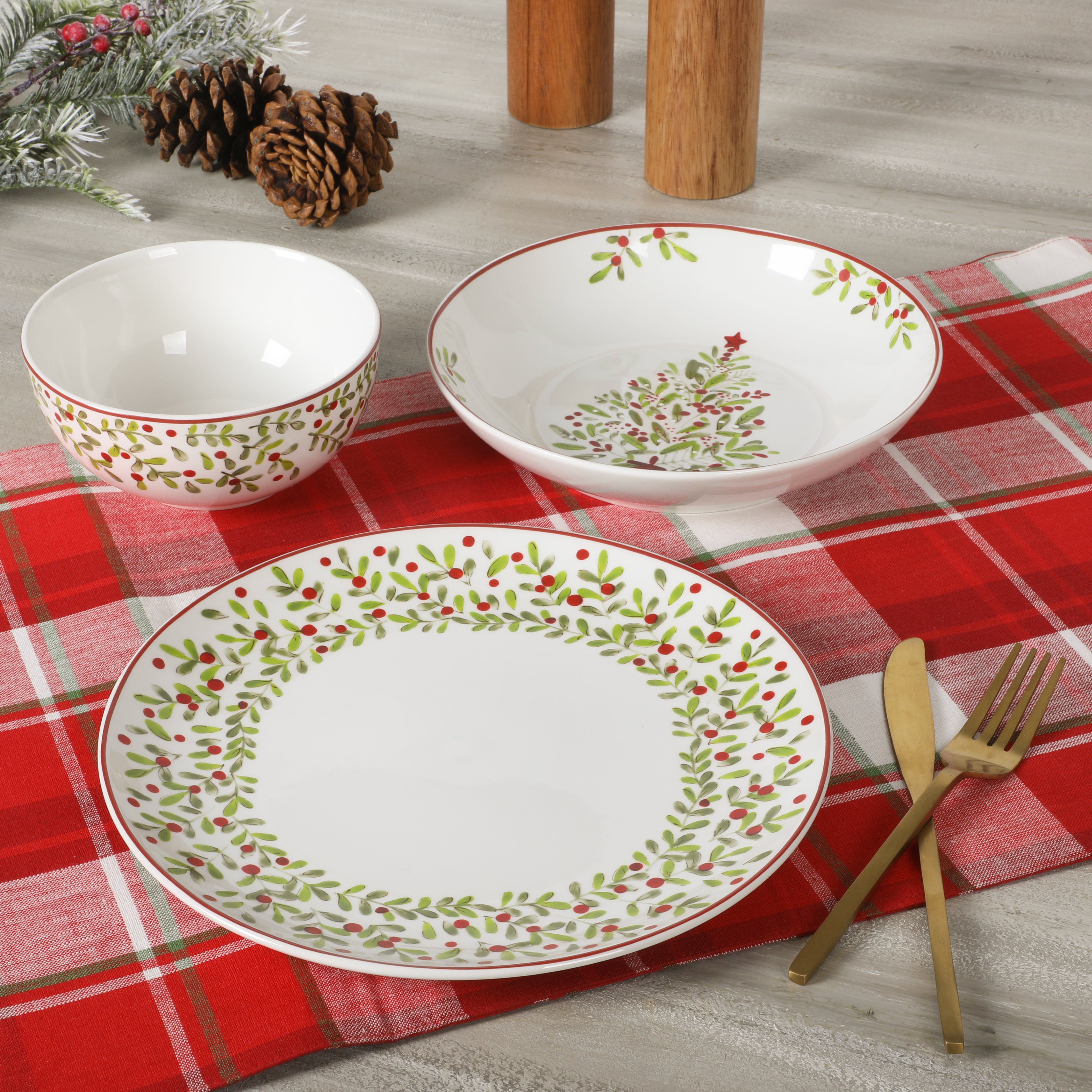 Gibson christmas 2025 dinnerware sets