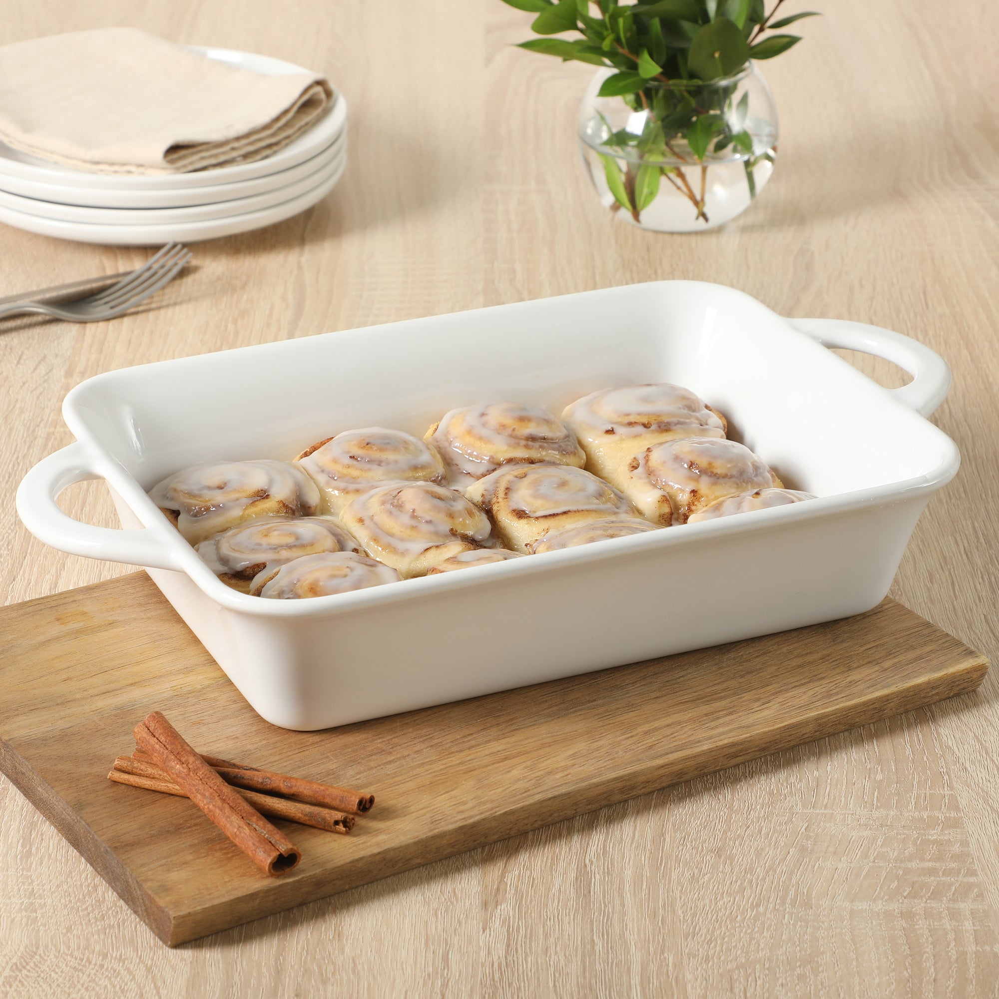 Gibson Home Gracious Dining 2.5-Quart White Stoneware Baking Dish with Handles – 14.6 x 8.5-Inch Rectangular Oven Safe Casserole & Roasting Baker