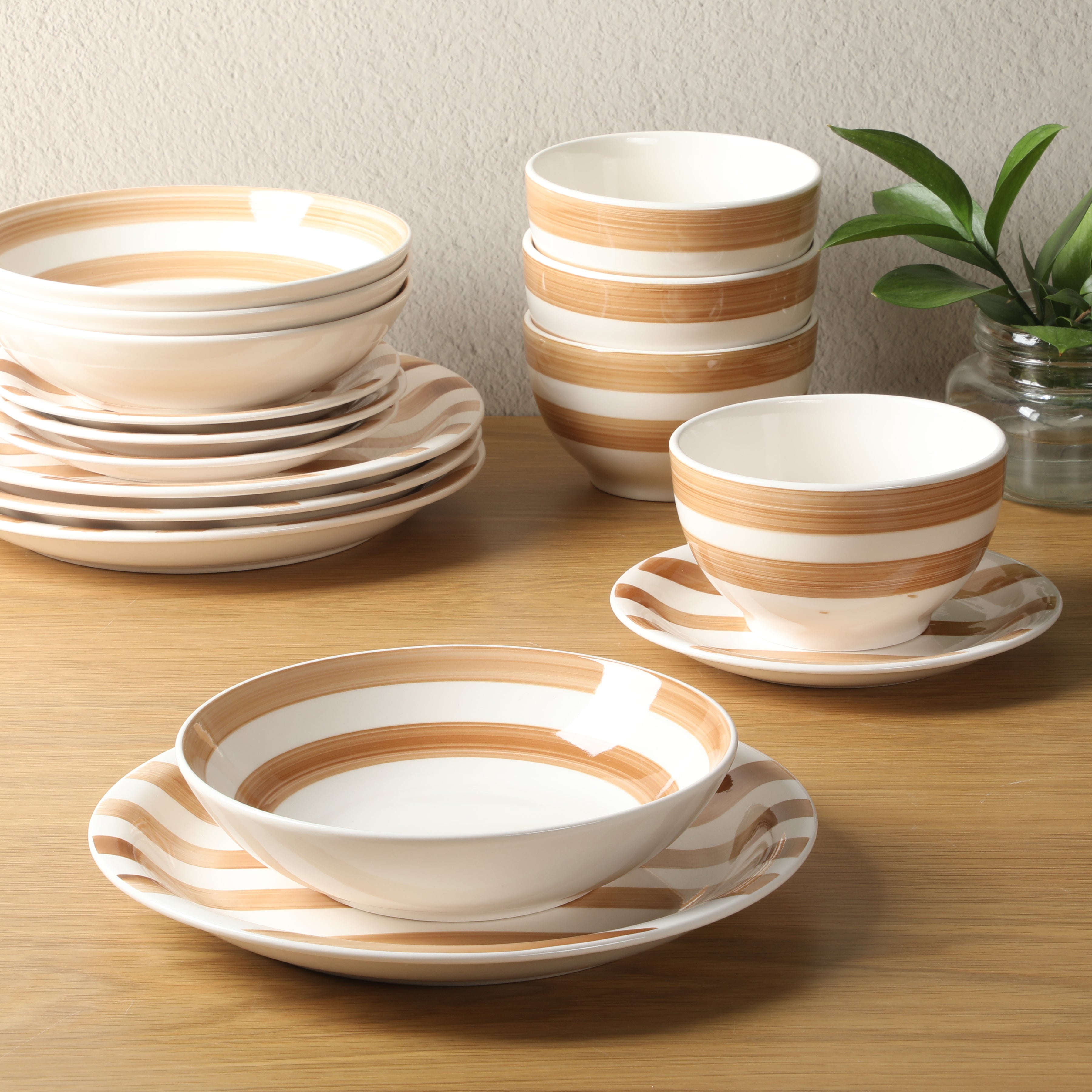 Gibson Home Kenwood Shores 16 Piece Dinnerware Set, Stoneware, Hand-Painted Plates and Bowls, Service for 4, Microwave & Dishwasher Safe