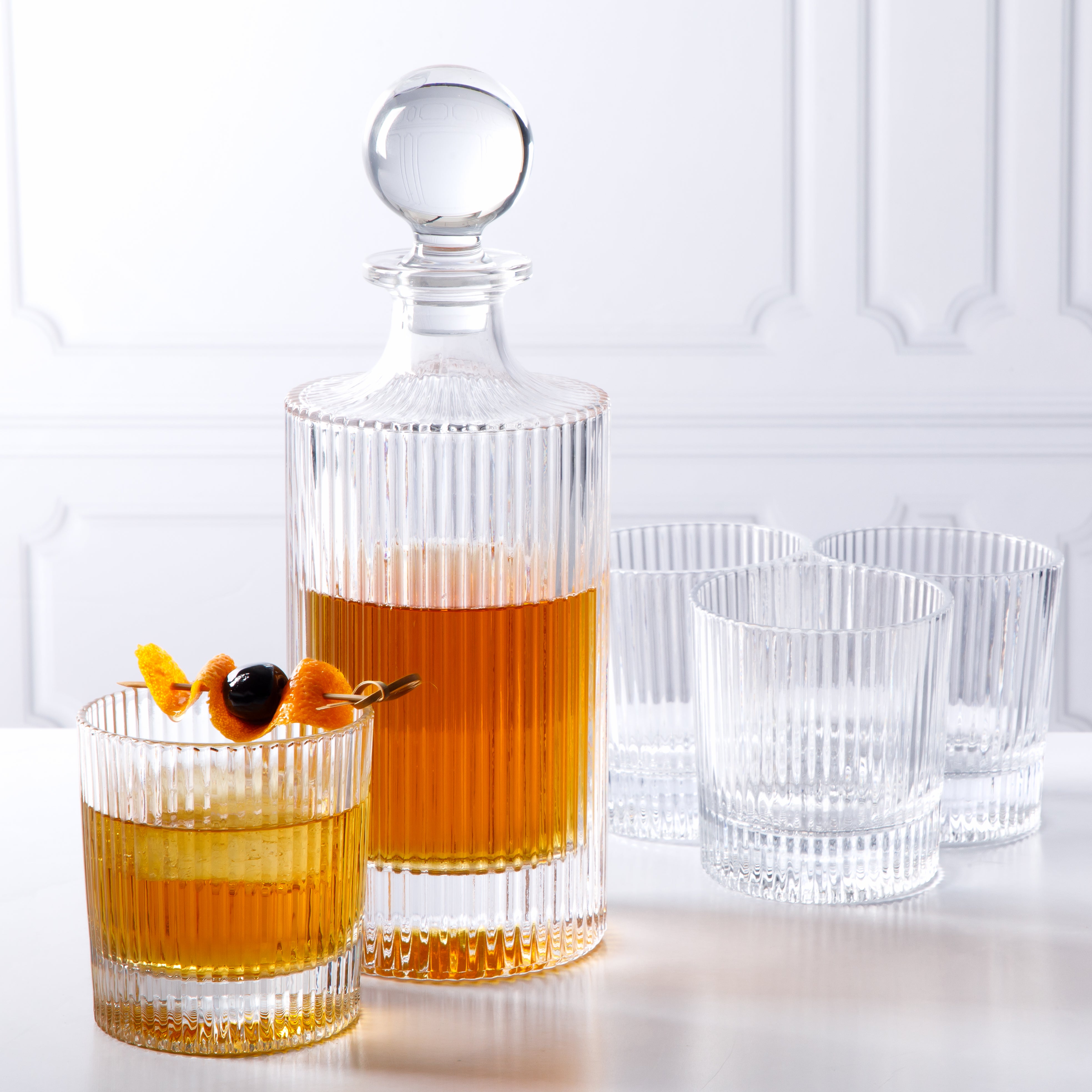 Martha Stewart Bayville Decanter Plus 4 Whiskey 10 OZ DOF Embossed Glassware Set