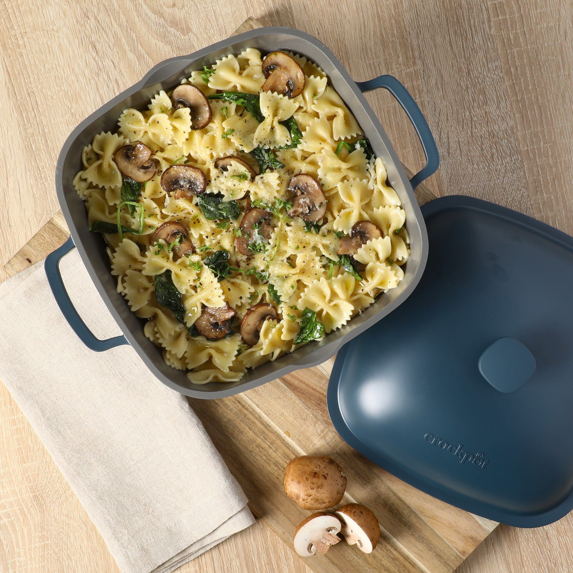 Crock-Pot Northvale Cast Aluminum Lightweight Durable 5.2 Quart Heavy