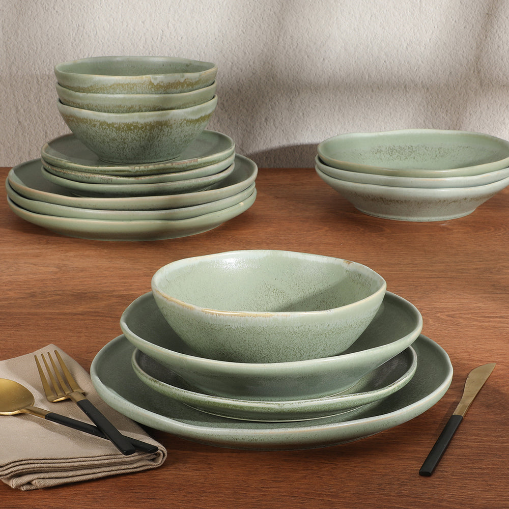 Gibson Elite Island Cove 16 Piece (Service for 4) Plates and Bowls Reactive Glaze Organic Round Dishes Stoneware Ceramic Dinnerware Set