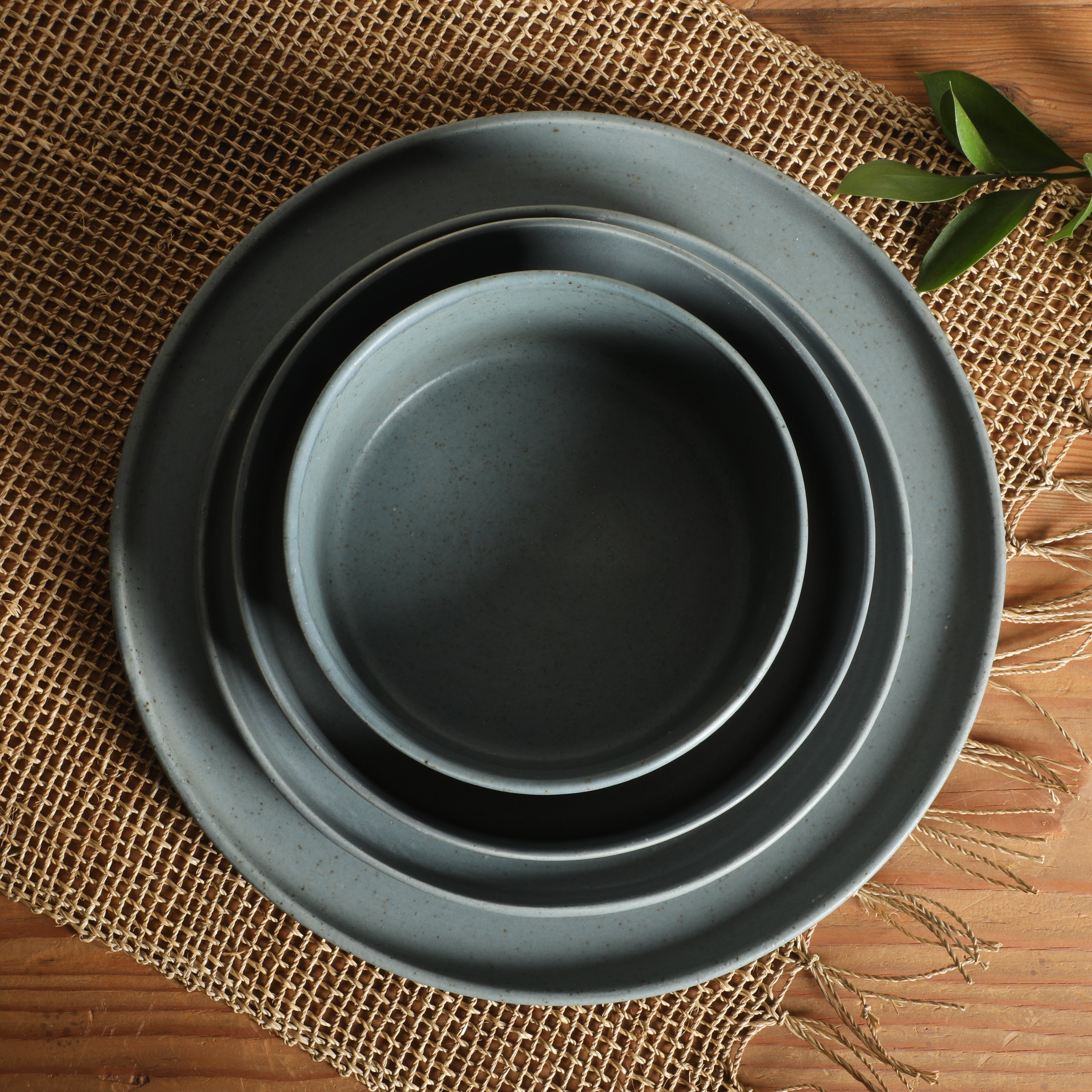 Gibson Elite Tatum Premium Porcelain Matte Reactive Glaze 16 Piece (Service for 4)  Plates and Bowls Stackable Dishes Ceramic Dinnerware Set