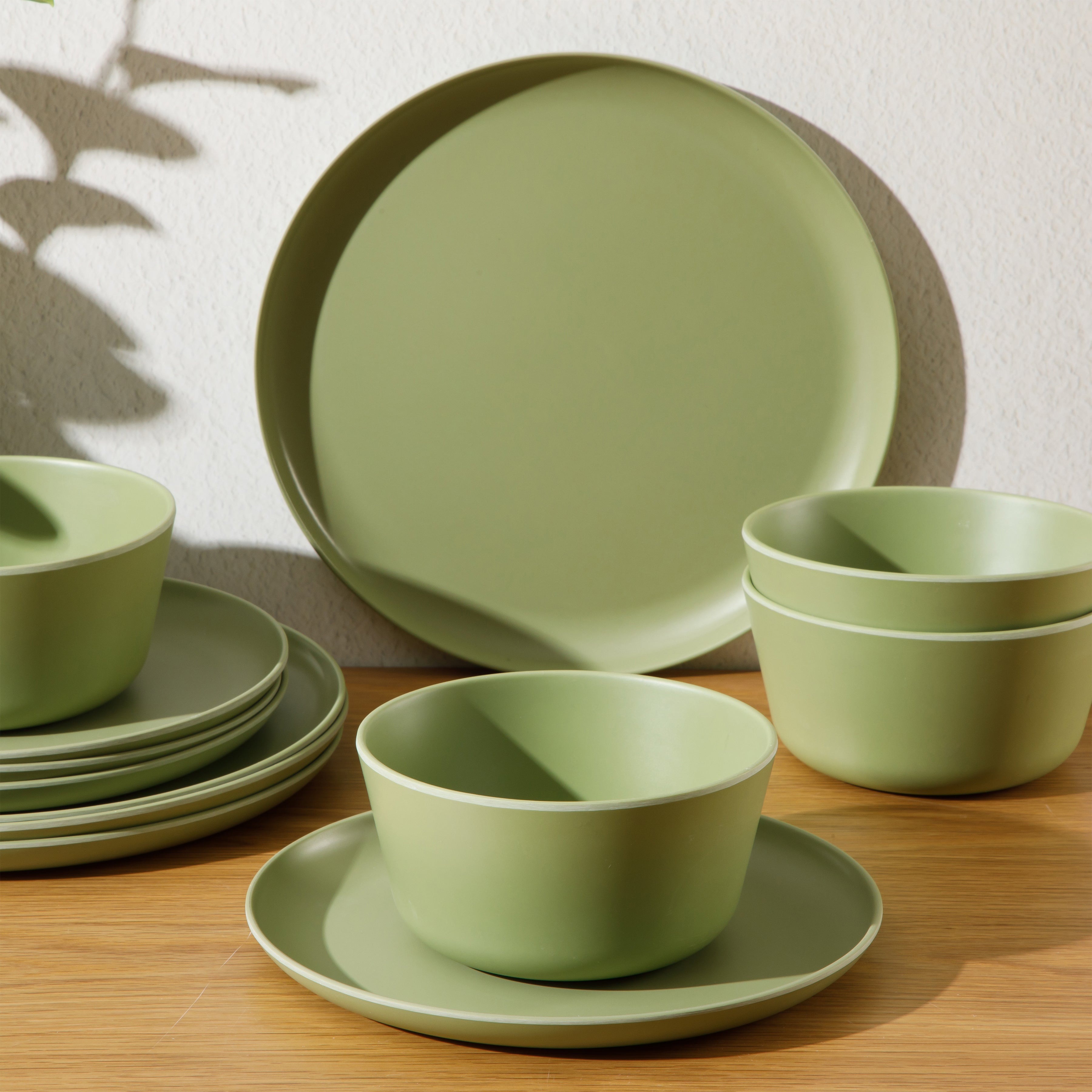 Gibson Home Fairhope 12 Piece Melamine Dinnerware Set - Matte Green