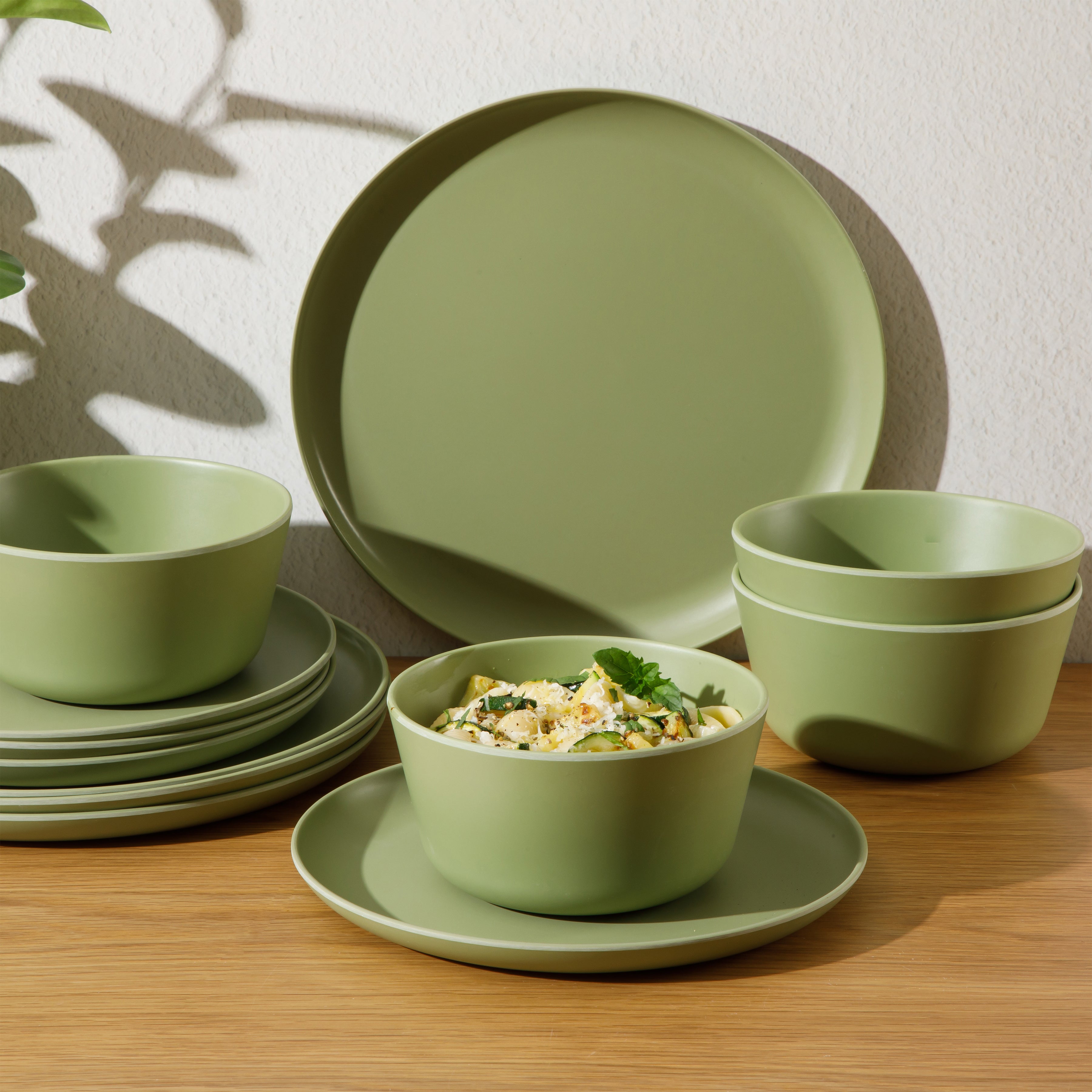 Gibson Home Fairhope 12 Piece Melamine Dinnerware Set - Matte Green