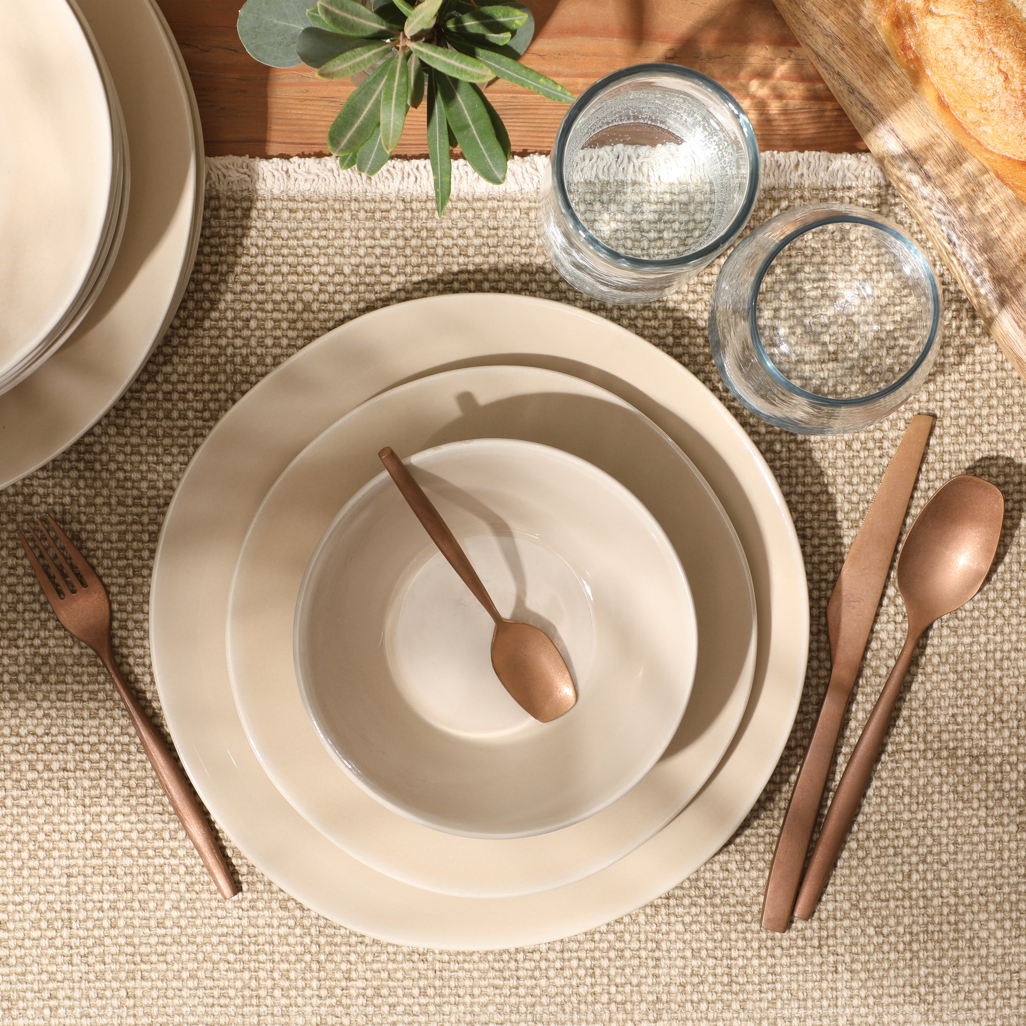 Bloomhouse Montecito Breeze 16 Piece (Service for 4) Double Plates and Bowls Stoneware Reactive Glaze Dinnerware Set