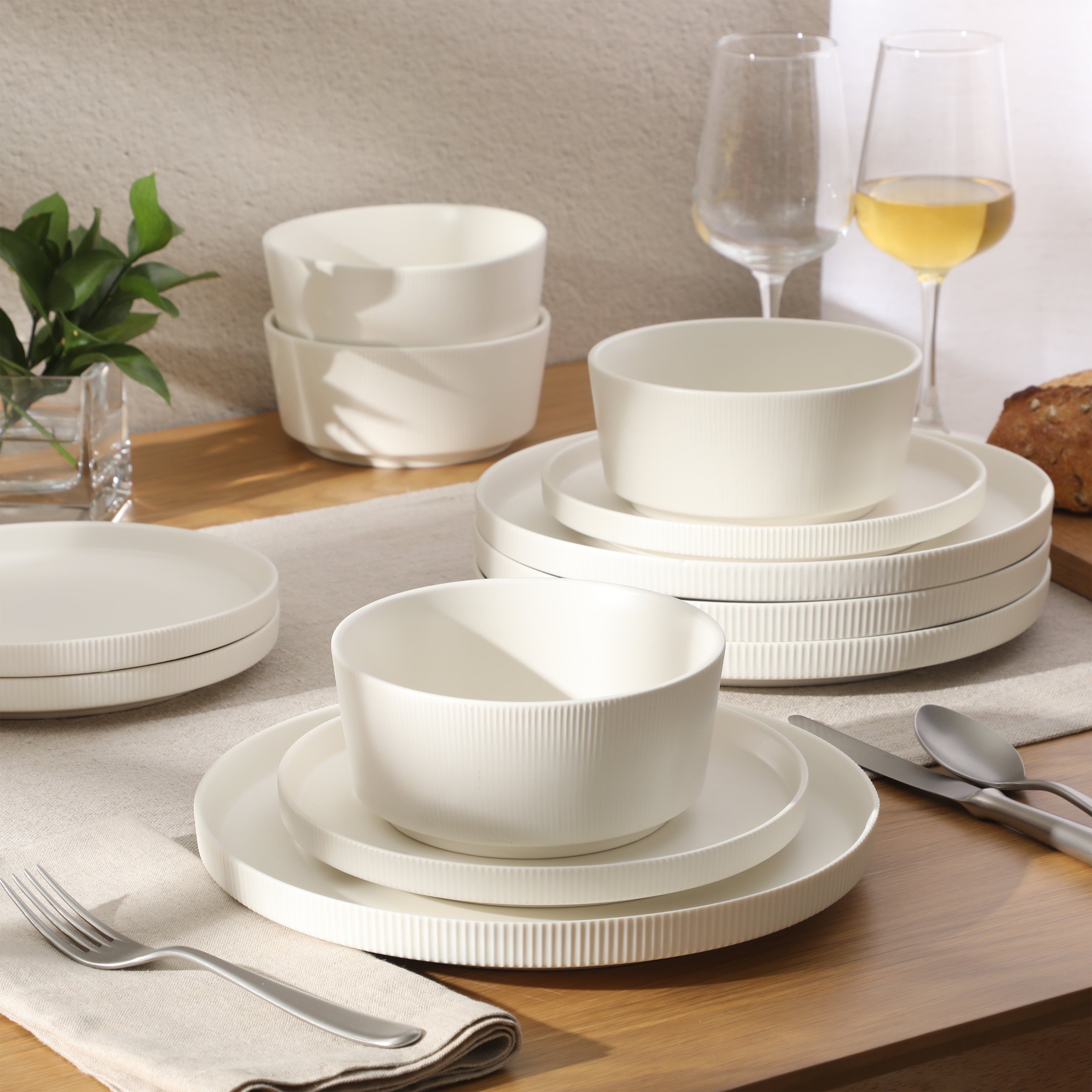 Gibson Home Dempsey Road 12-Piece Stoneware Dinnerware Set – Service for 4, Round Plates and Bowls, Durable Solid Color Modern Embossed Dish Set, Microwave & Dishwasher Safe