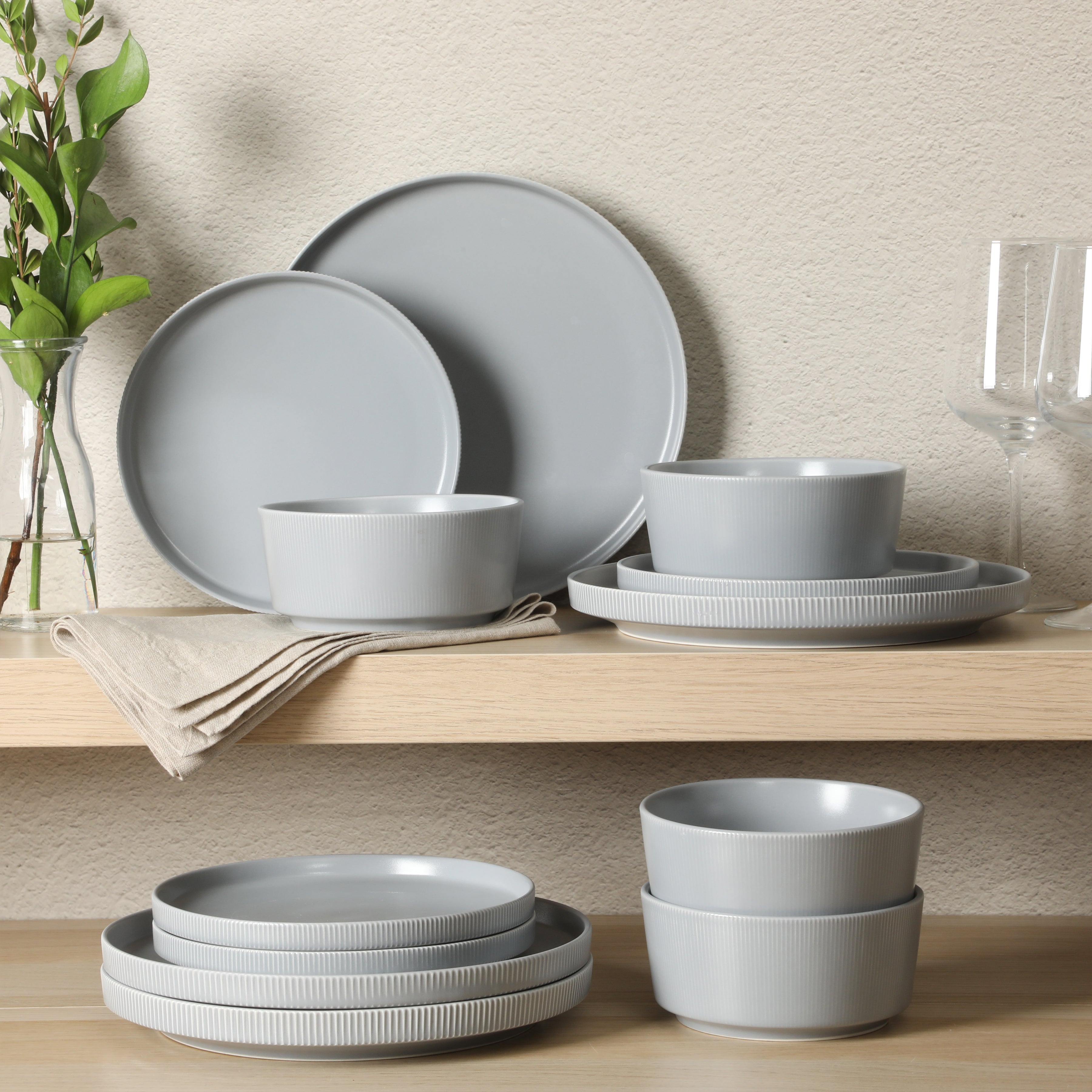 Gibson Home Dempsey Road 12-Piece Stoneware Dinnerware Set – Service for 4, Round Plates and Bowls, Durable Solid Color Modern Embossed Dish Set, Microwave & Dishwasher Safe