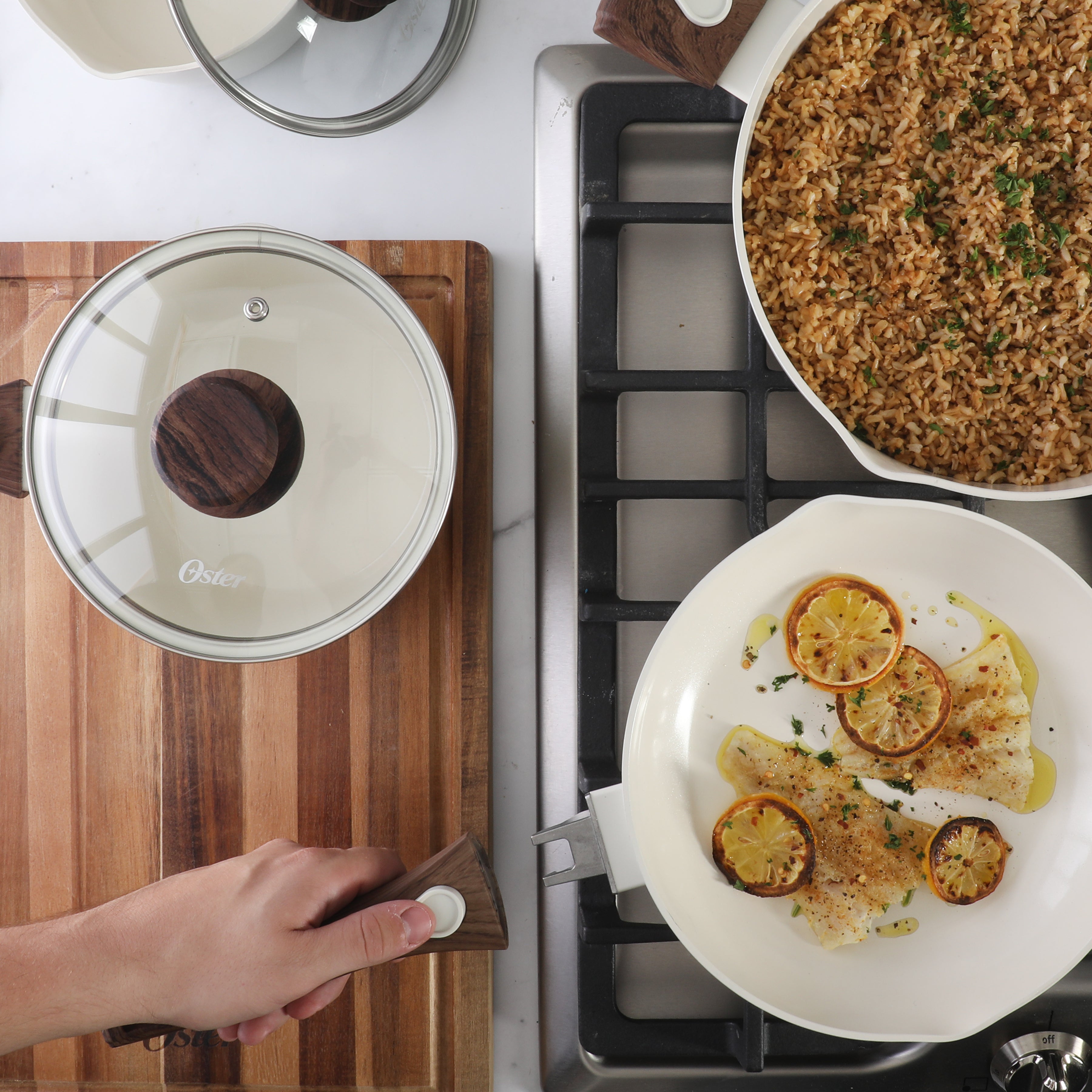 Oster SmartHandle Advance 18-Piece Ceramic Nonstick Cookware Set – Matte Linen Finish, Induction Base, Detachable Wood-Look Handles, Oven & Dishwasher Safe Pots and Pans, With Utensils & Pan Protectors