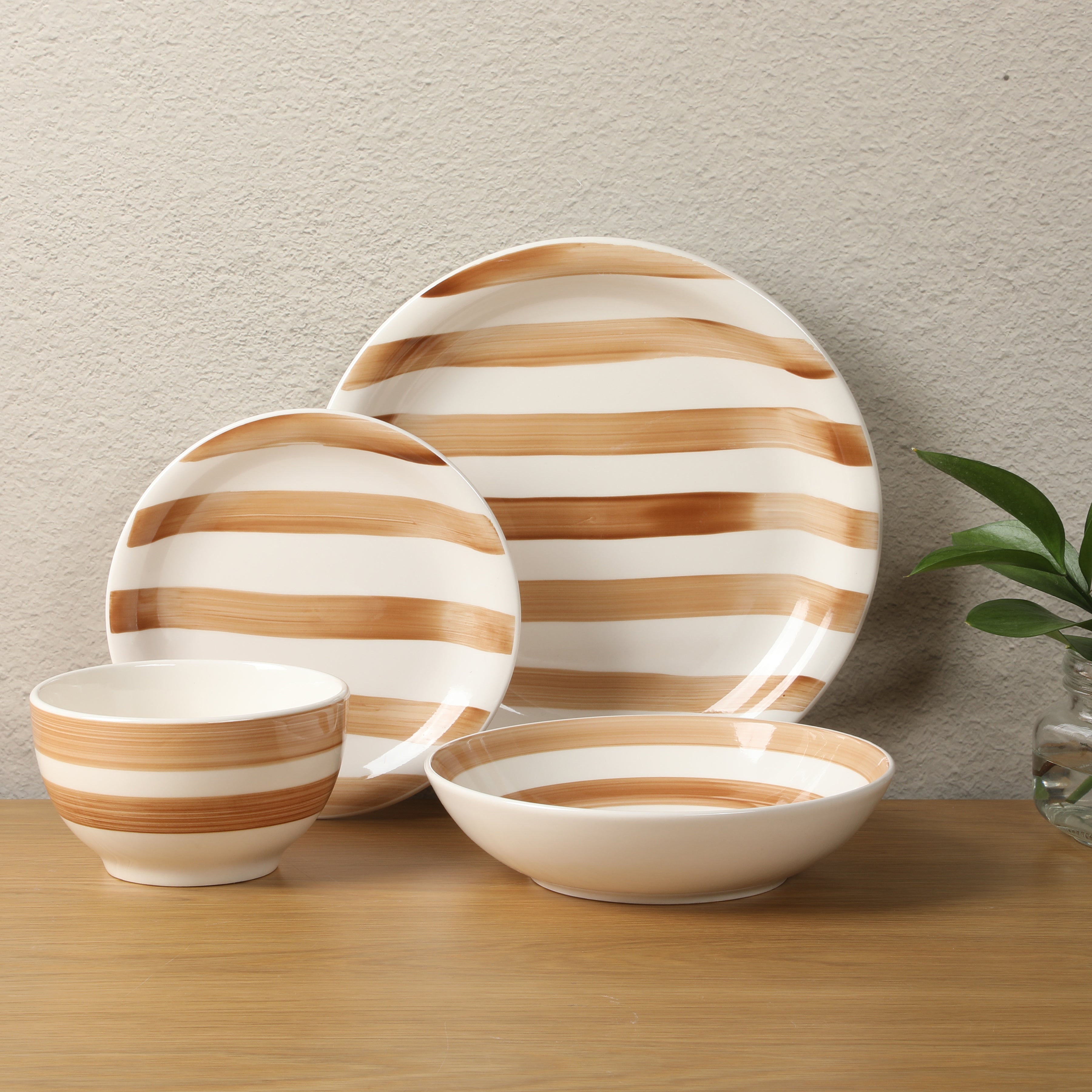 Gibson Home Kenwood Shores 16 Piece Dinnerware Set, Stoneware, Hand-Painted Plates and Bowls, Service for 4, Microwave & Dishwasher Safe