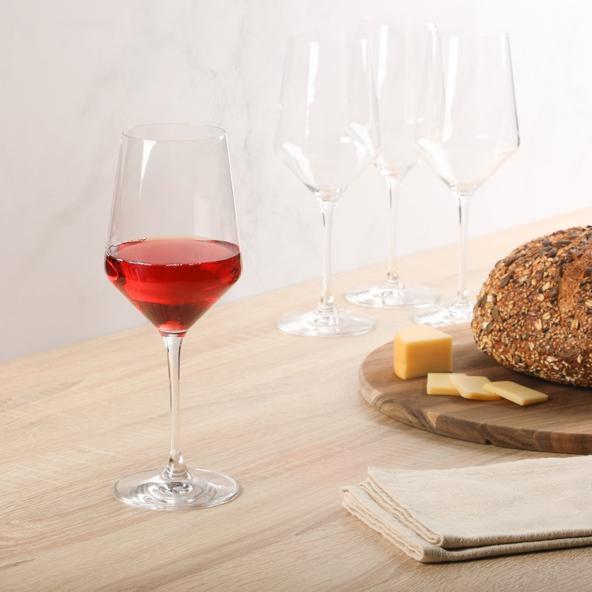 Sur La Table Kitchen Essentials Vino Breeze Wine Glass