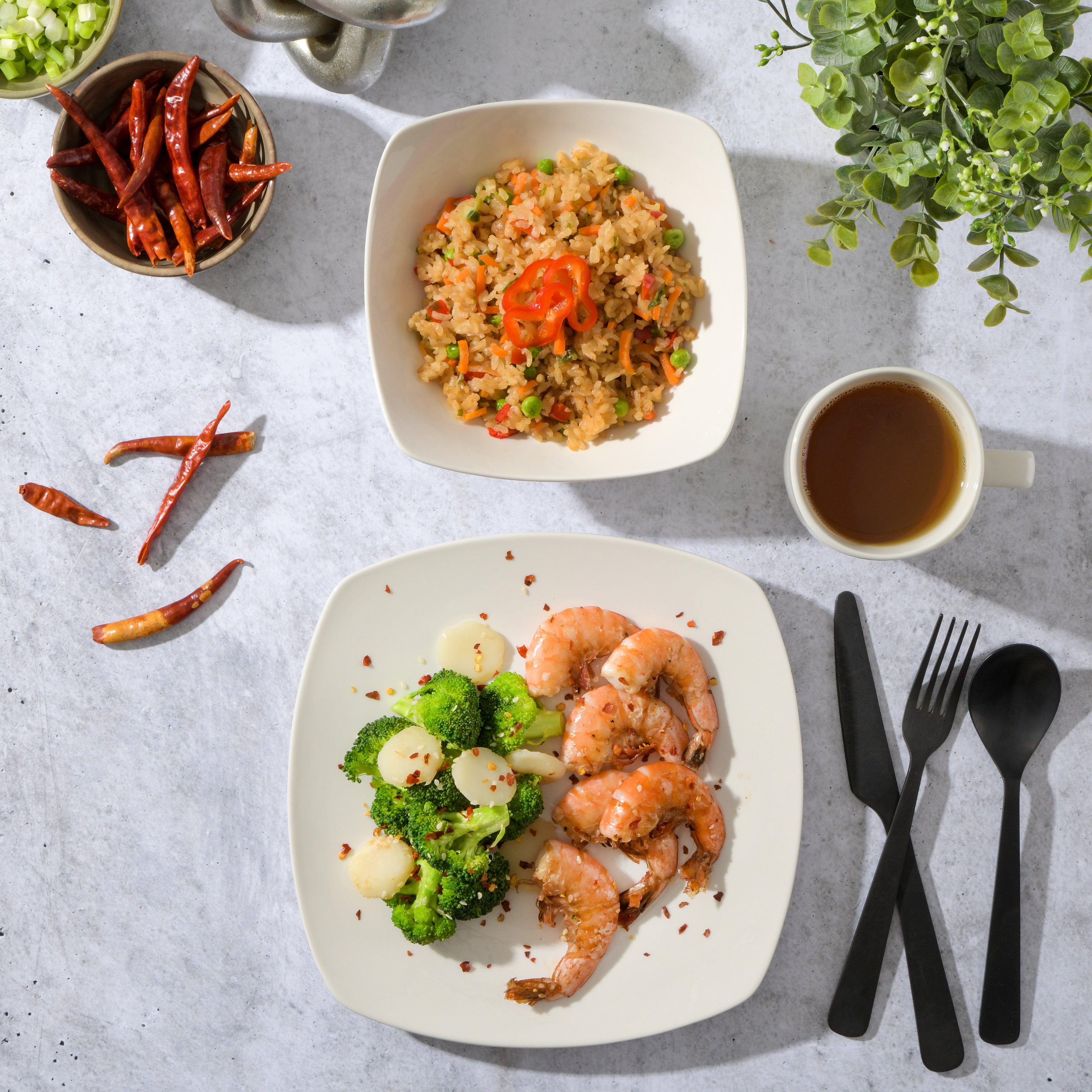 Gibson Home Zen Buffet (Service for 8) 24 Piece Plates and Bowls Porcelain Solid Color Dishes  Ceramic Dinnerware Set - White