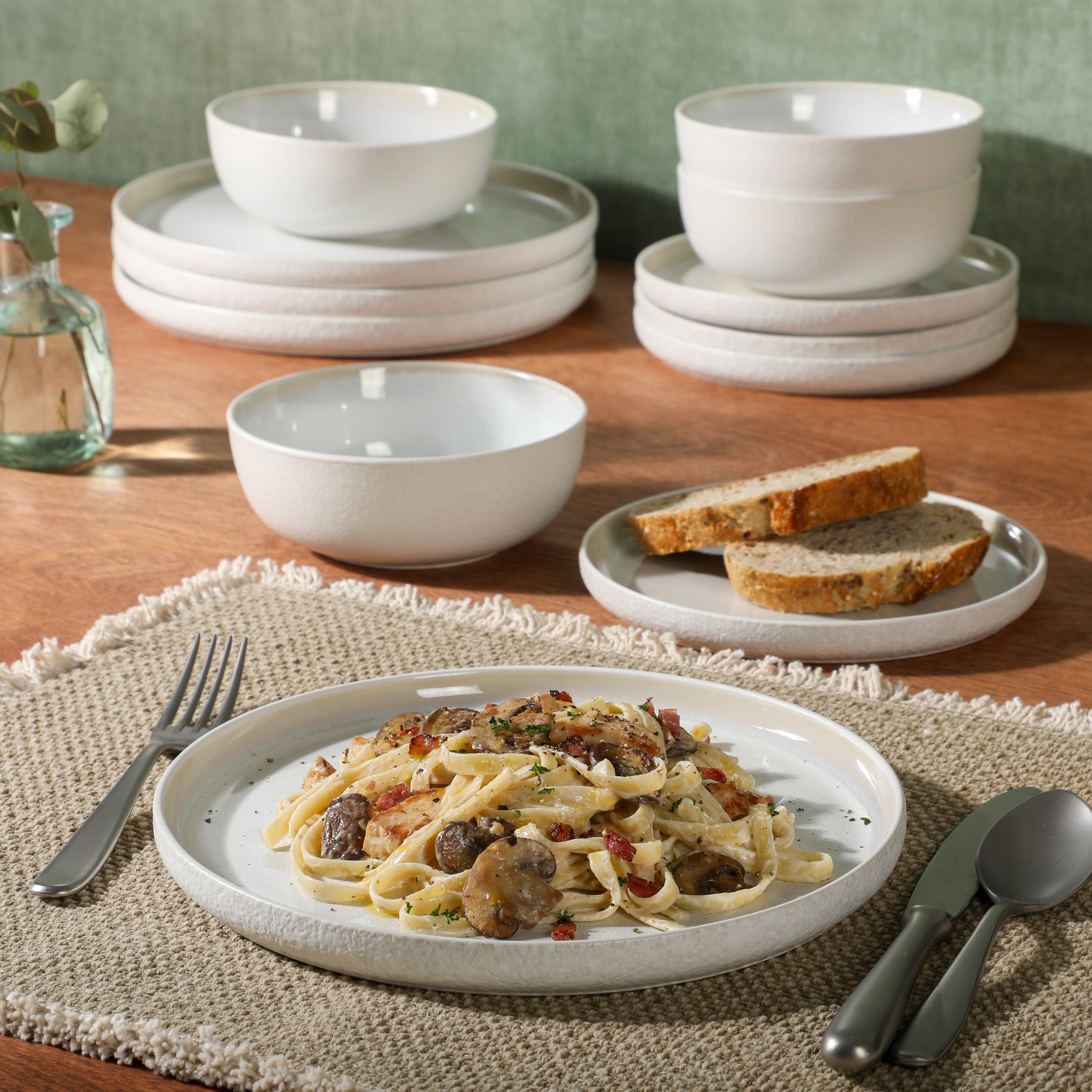 Gibson Elite Tahoe Sunset 12 Piece Stoneware Reactive Glaze (Service for 4) Ceramic Plates and Bowls Dinnerware Set