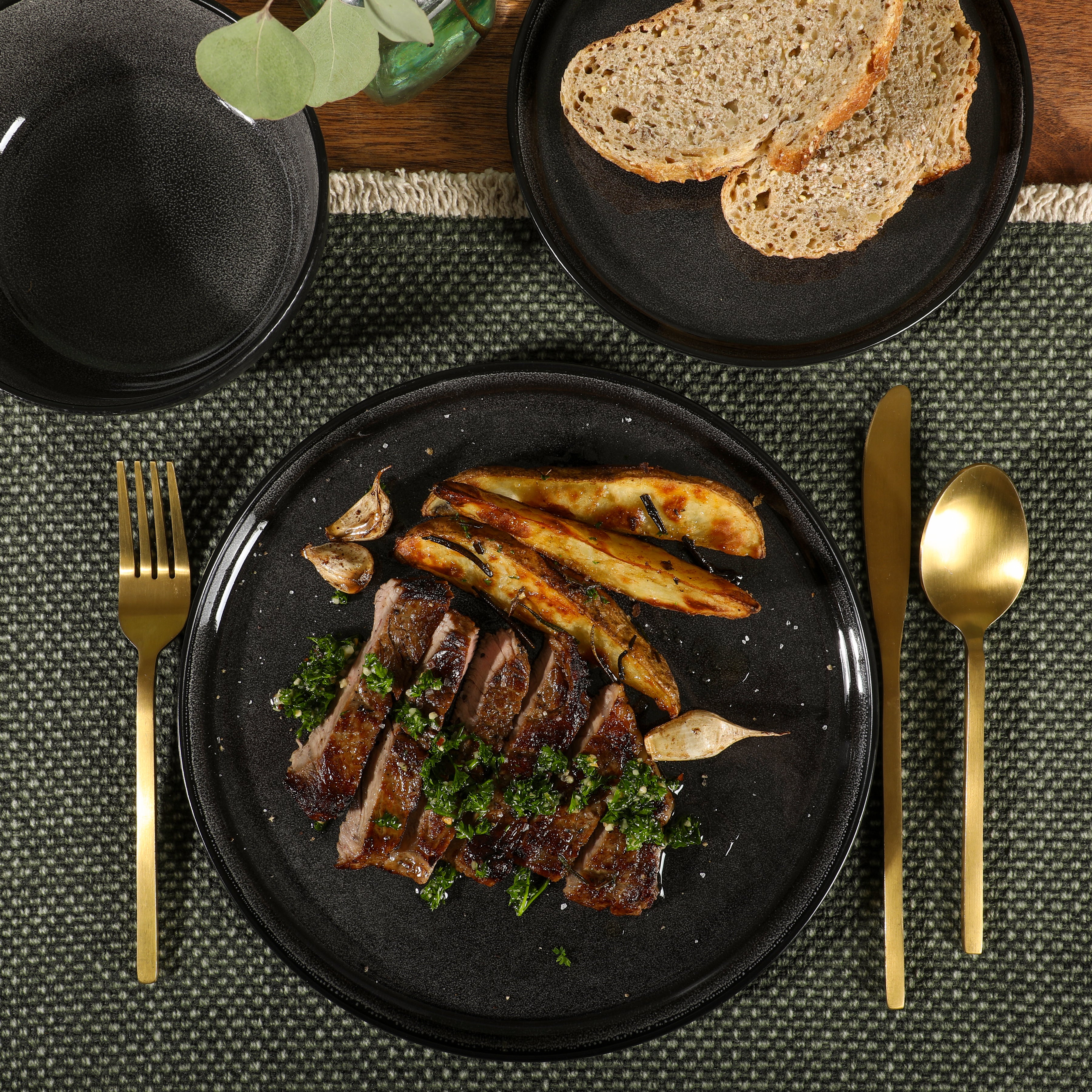 Gibson Elite Tahoe Sunset 12 Piece Stoneware Reactive Glaze (Service for 4) Ceramic Plates and Bowls Dinnerware Set