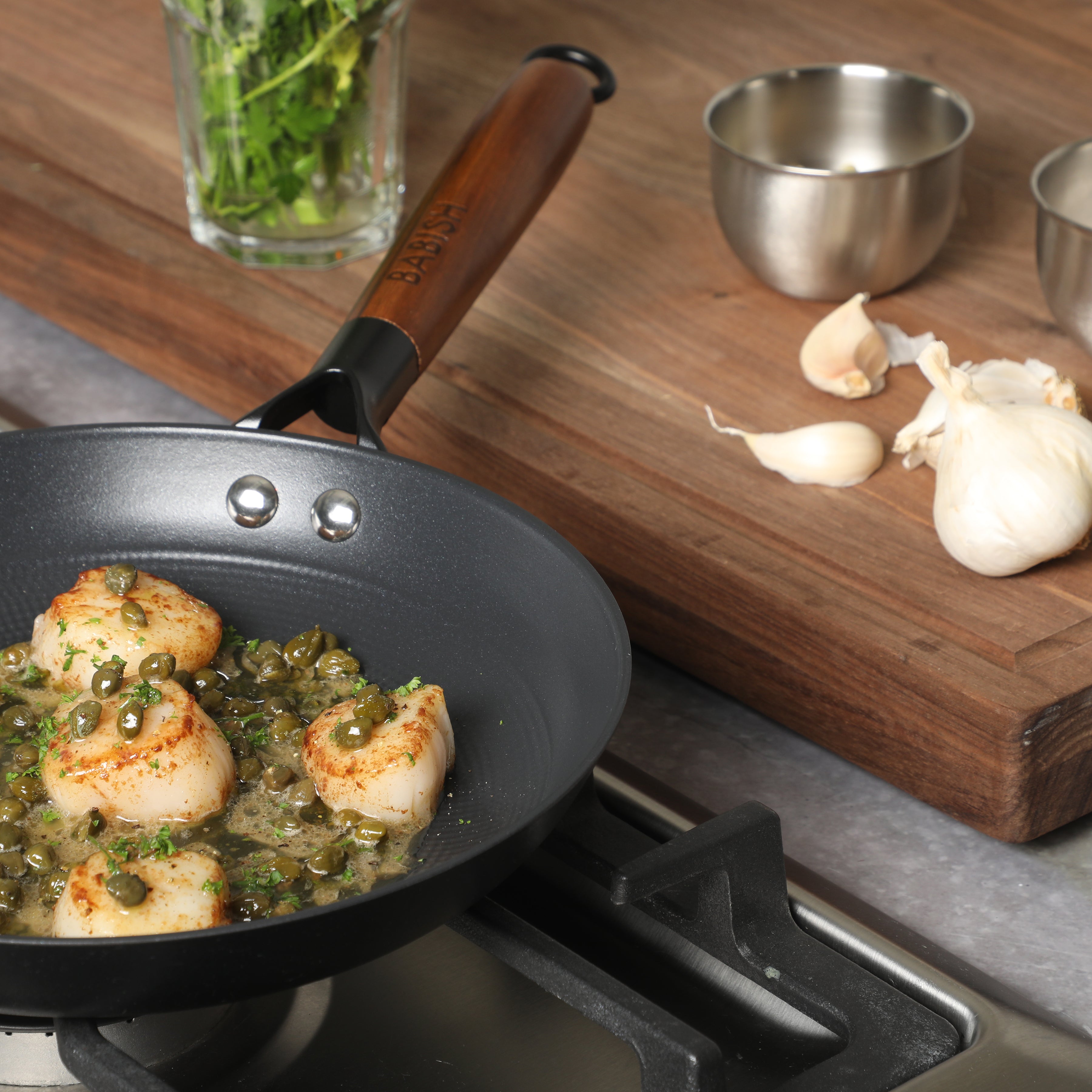 Babish 9.5 Inch/11 Inch Cast Iron Skillet with Wooden Handle, Pre-Seasoned Nonstick Pan with Honeycomb Cooking Surface, Induction Oven Safe Skillet