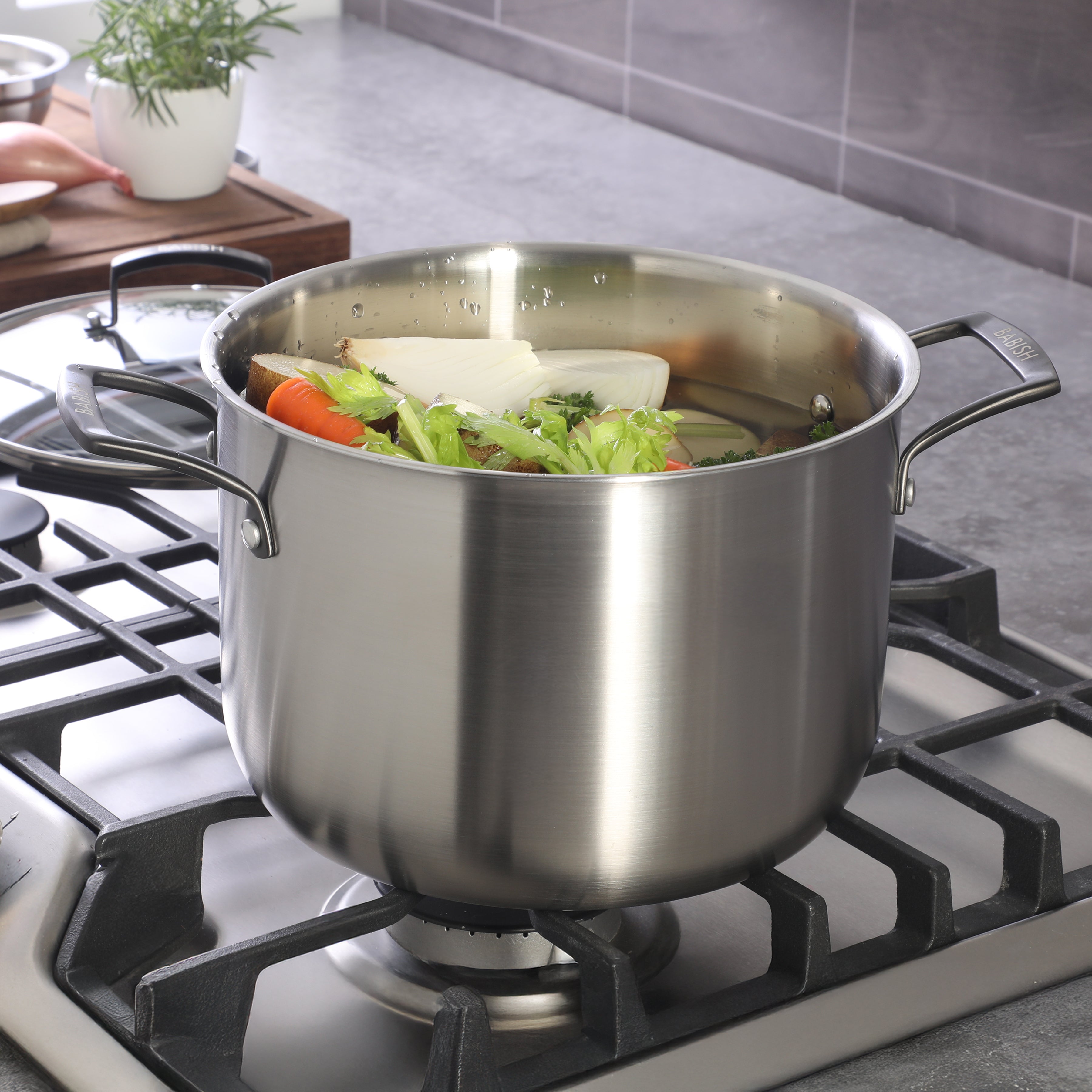 Babish 8 Quart Tri-Ply Stainless Steel Stock Pot with Glass Lid & Black Handles – Dutch Oven, Oven Safe, Dishwasher Safe