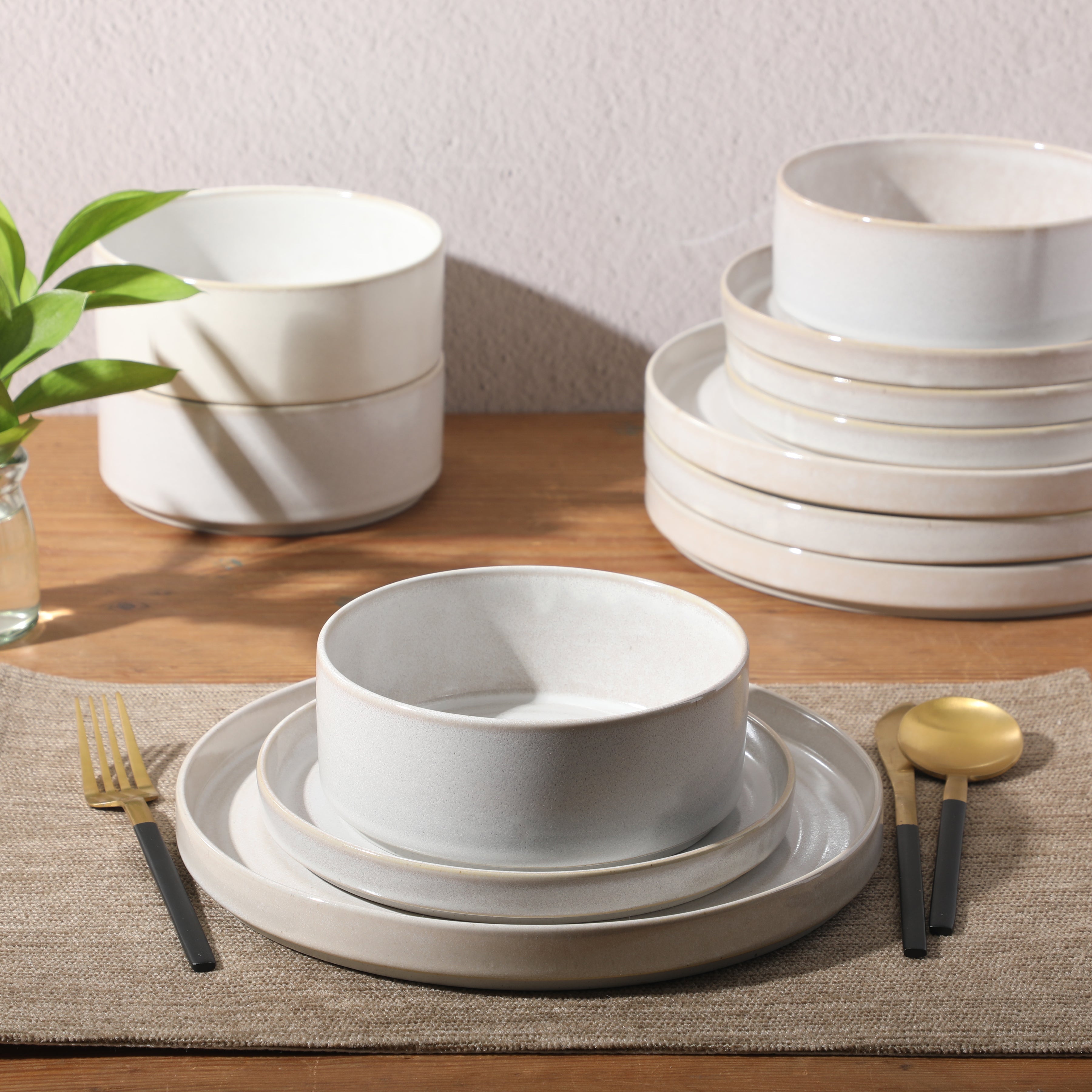 Gibson Elite Echo Bay 12 Piece Porcelain Reactive Glaze (Service for 4) Ceramic Plates and Bowls Modern Stackable Dinnerware Set
