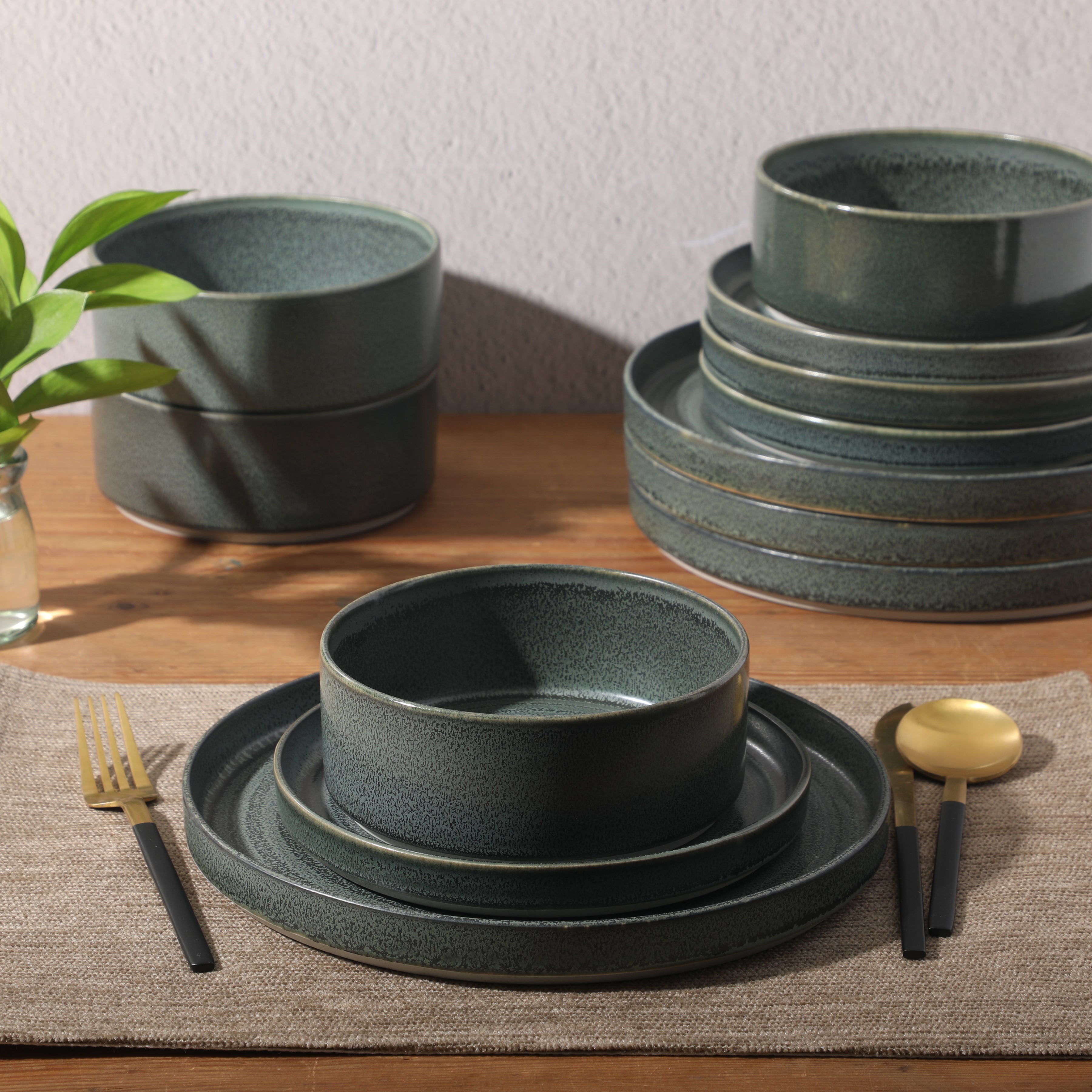 Gibson Elite Echo Bay 12 Piece Porcelain Reactive Glaze (Service for 4) Ceramic Plates and Bowls Modern Stackable Dinnerware Set