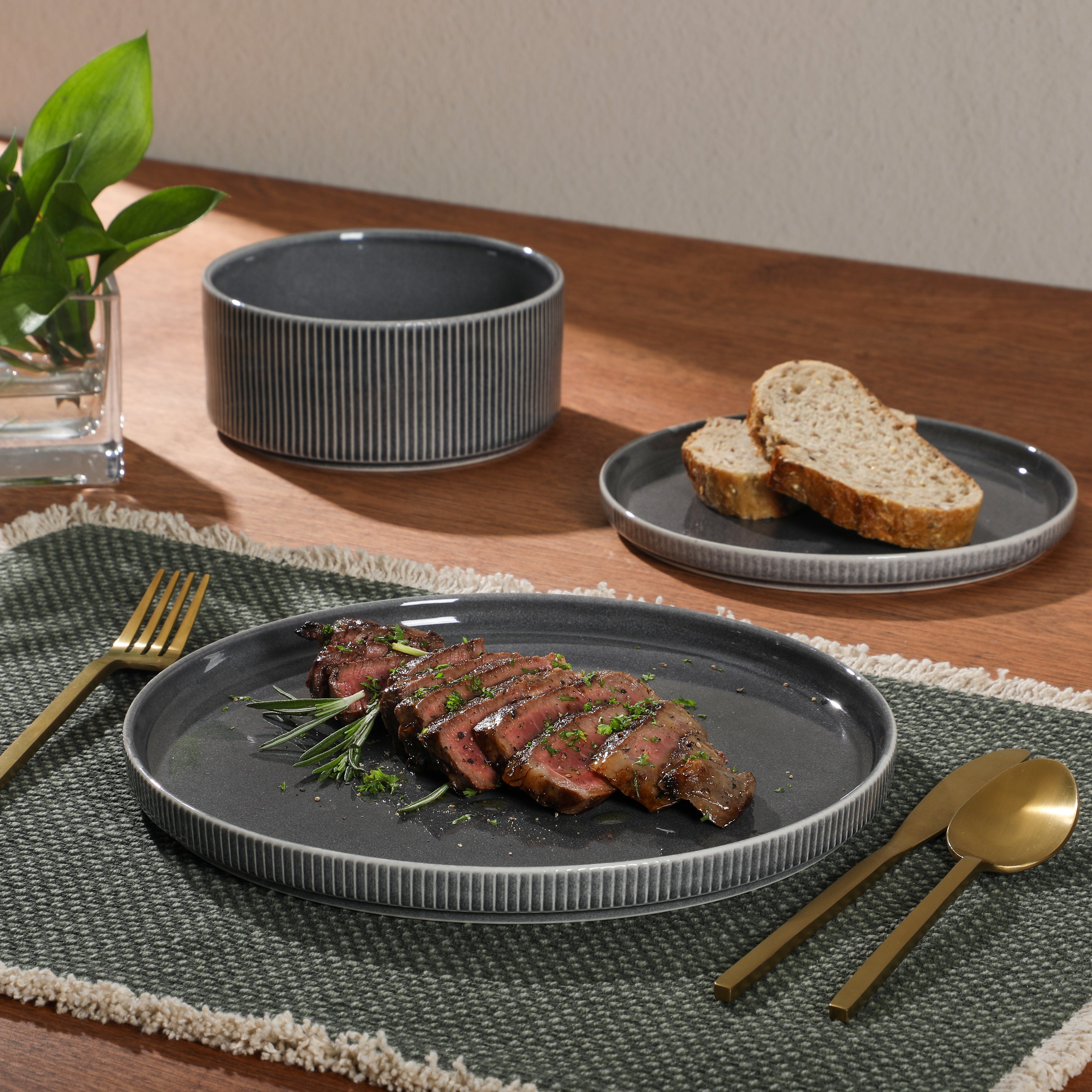 Gibson Elite Solana Coast 12 Piece Stoneware Reactive Glaze (Service for 4) Ceramic Plates and Bowls Modern Shape Embossed Dinnerware Set
